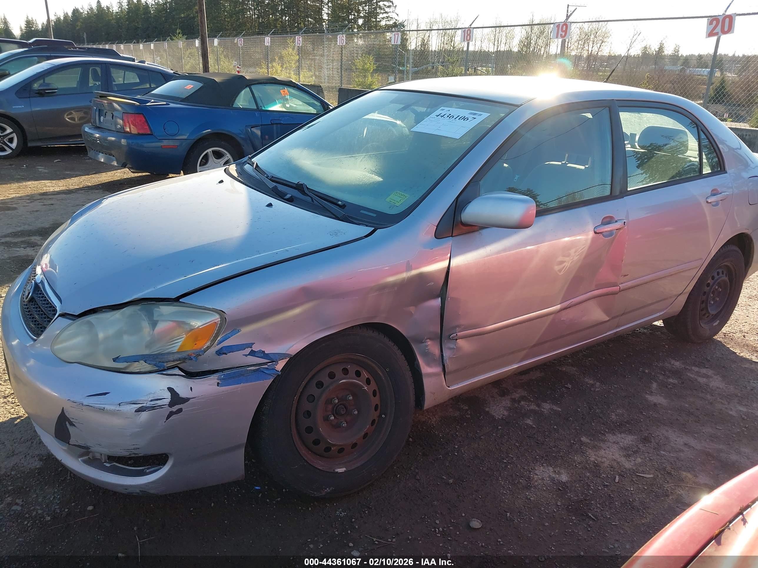 TOYOTA COROLLA image 6