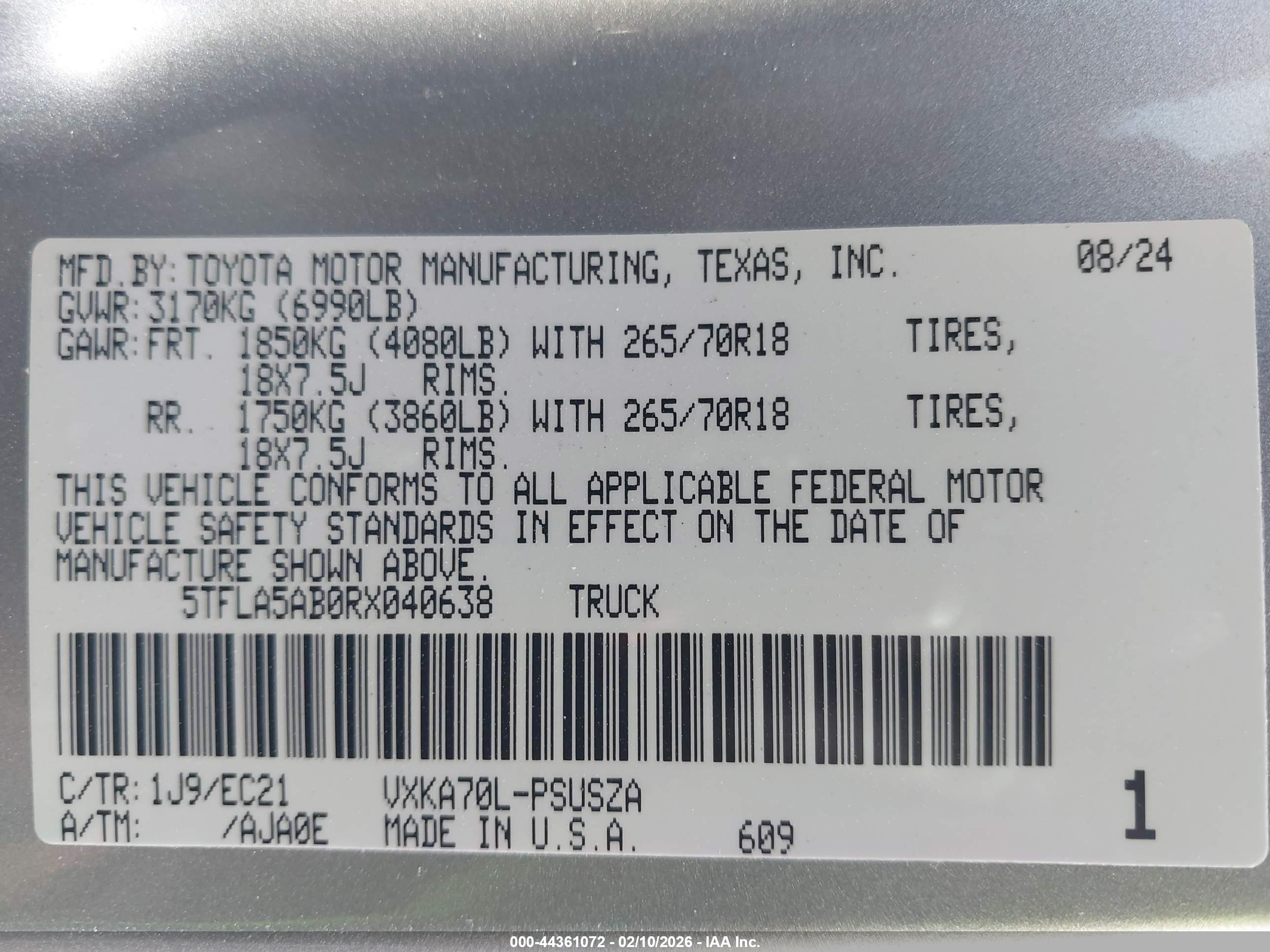 TOYOTA TUNDRA image 9