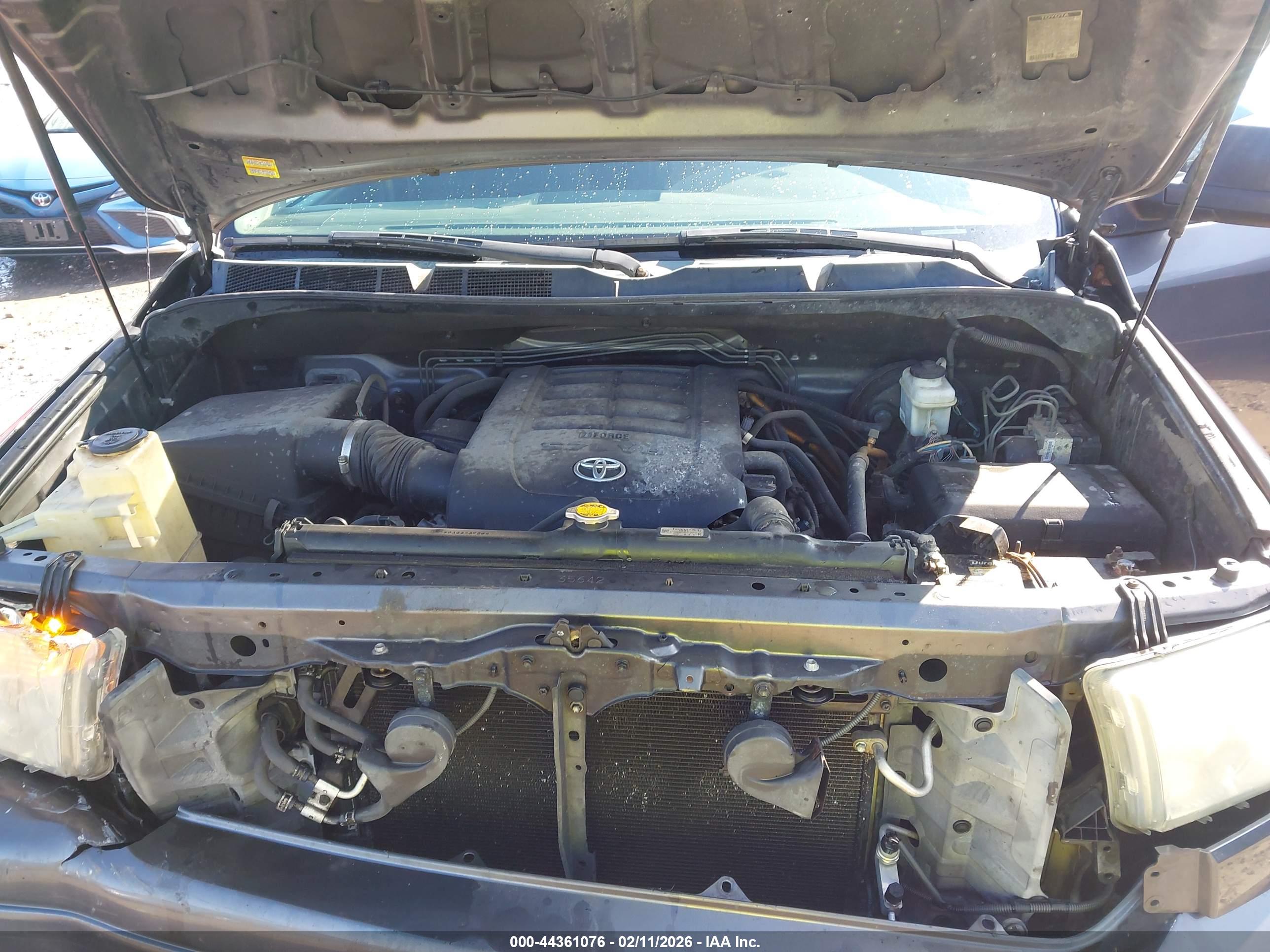 TOYOTA TUNDRA image 10