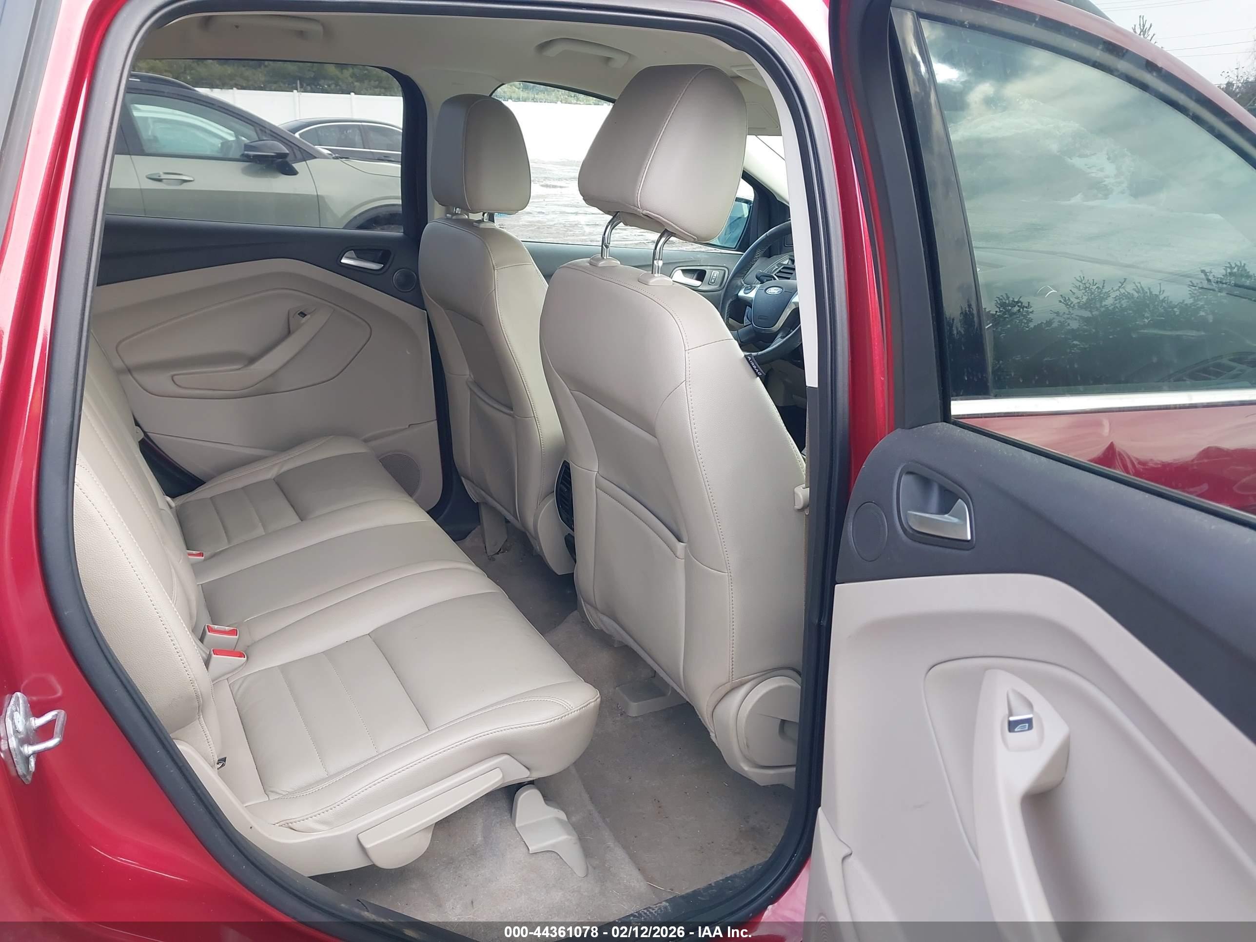 FORD ESCAPE image 8