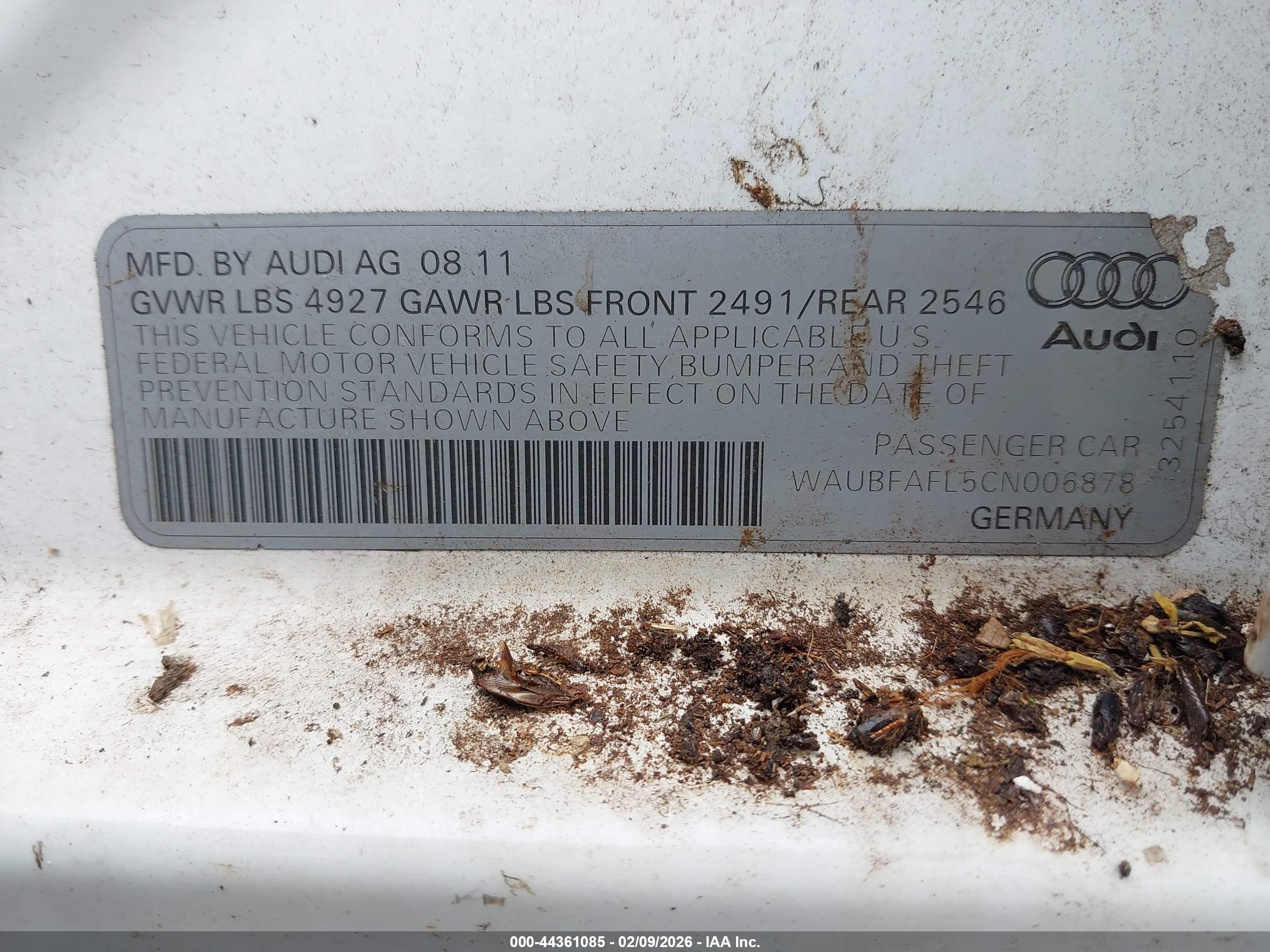 AUDI A4 image 9