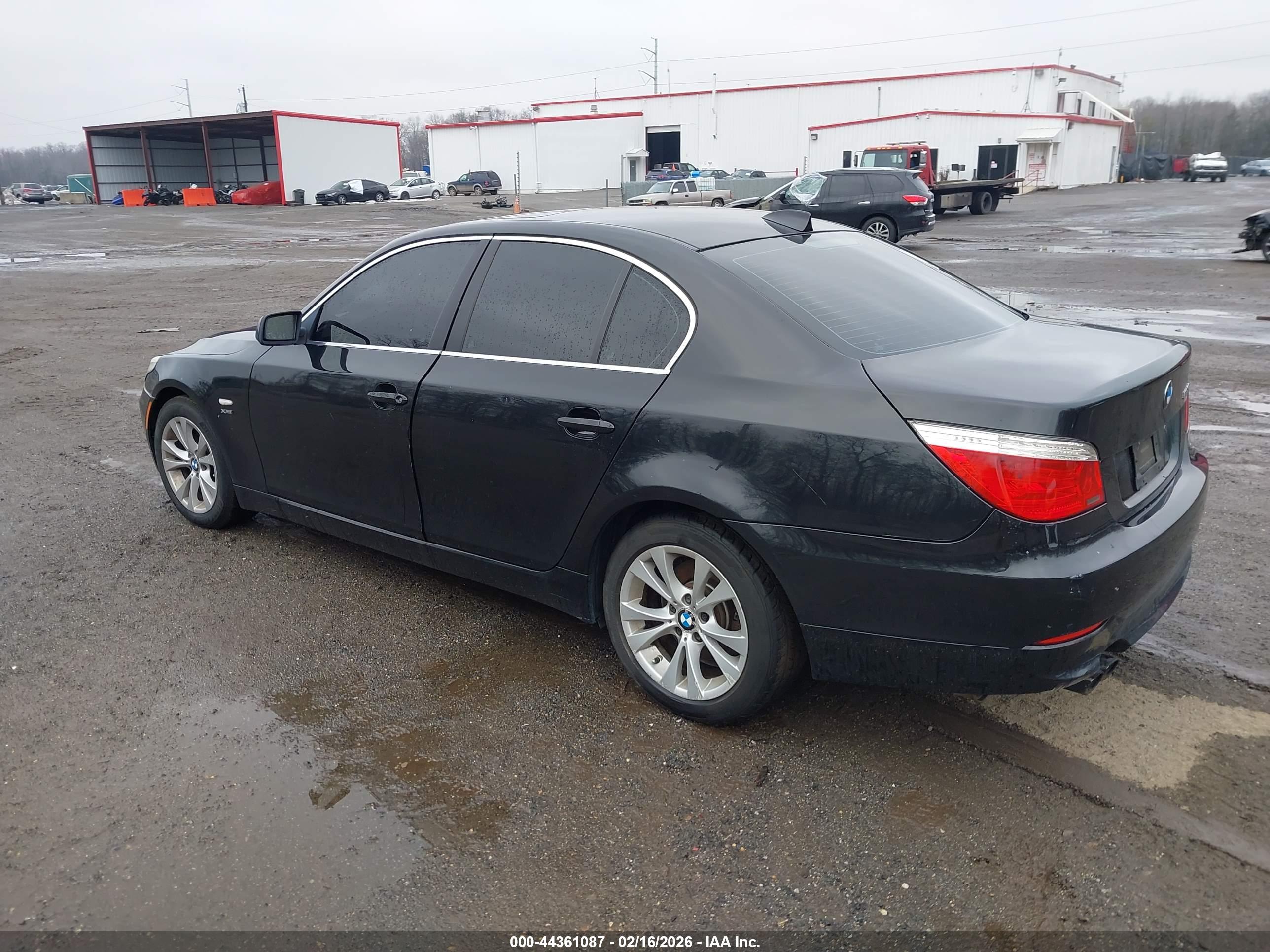 BMW 535I image 3