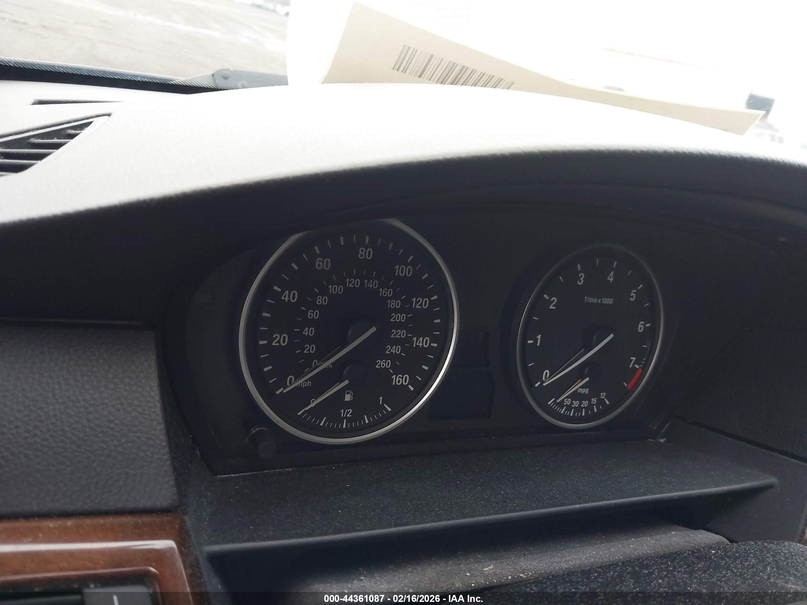 BMW 535I image 7