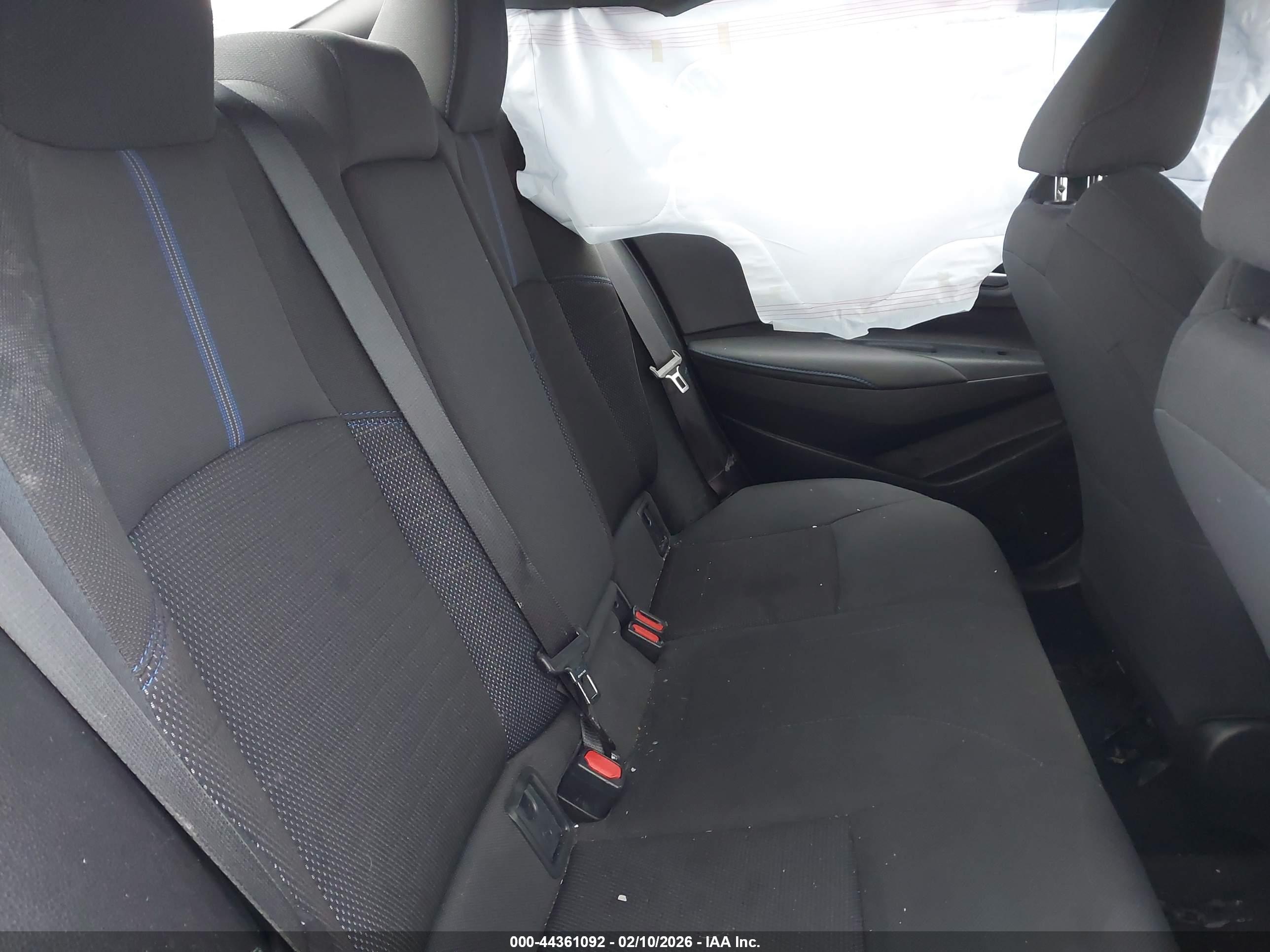 TOYOTA COROLLA image 8
