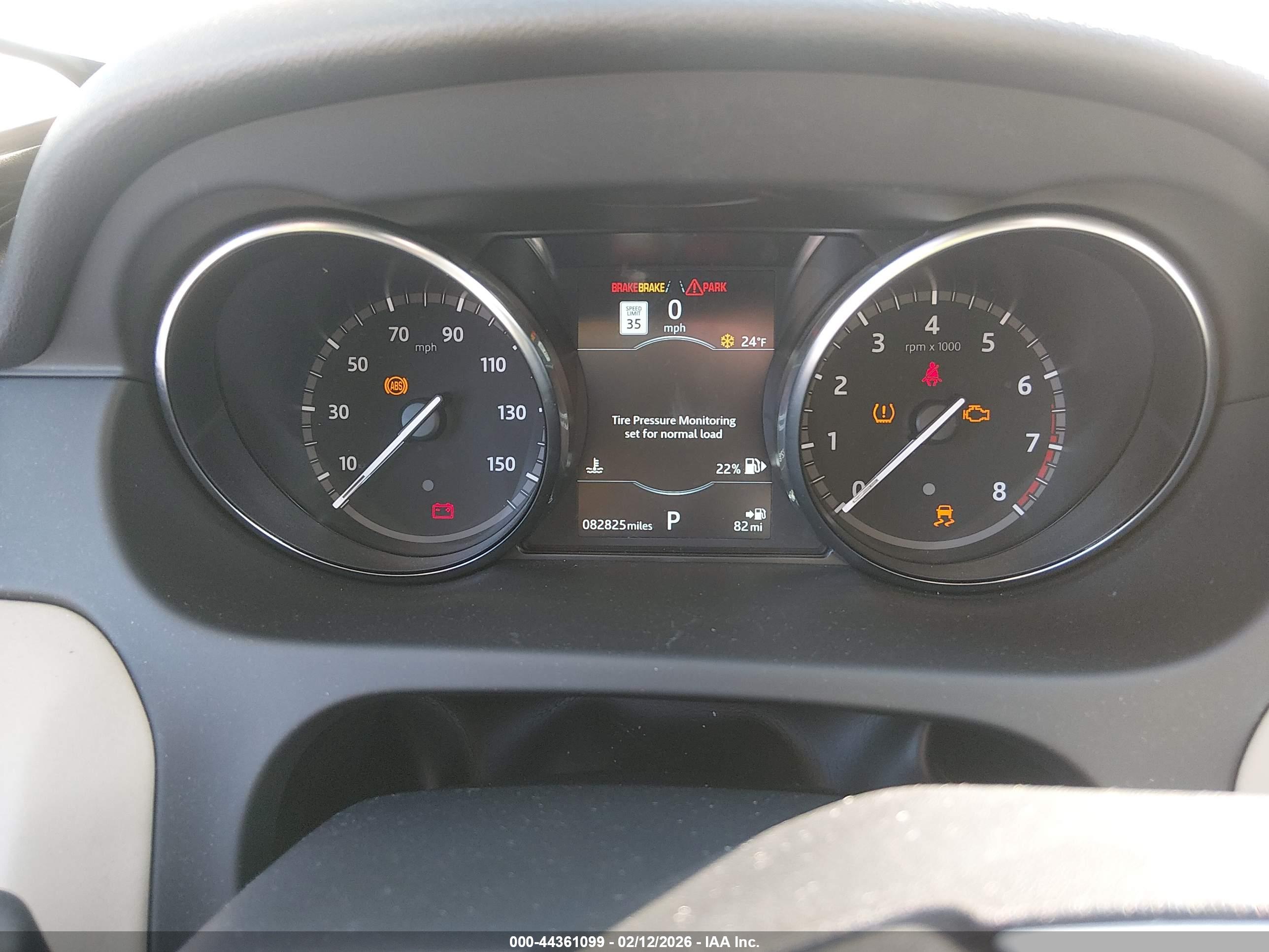 LAND ROVER image 7