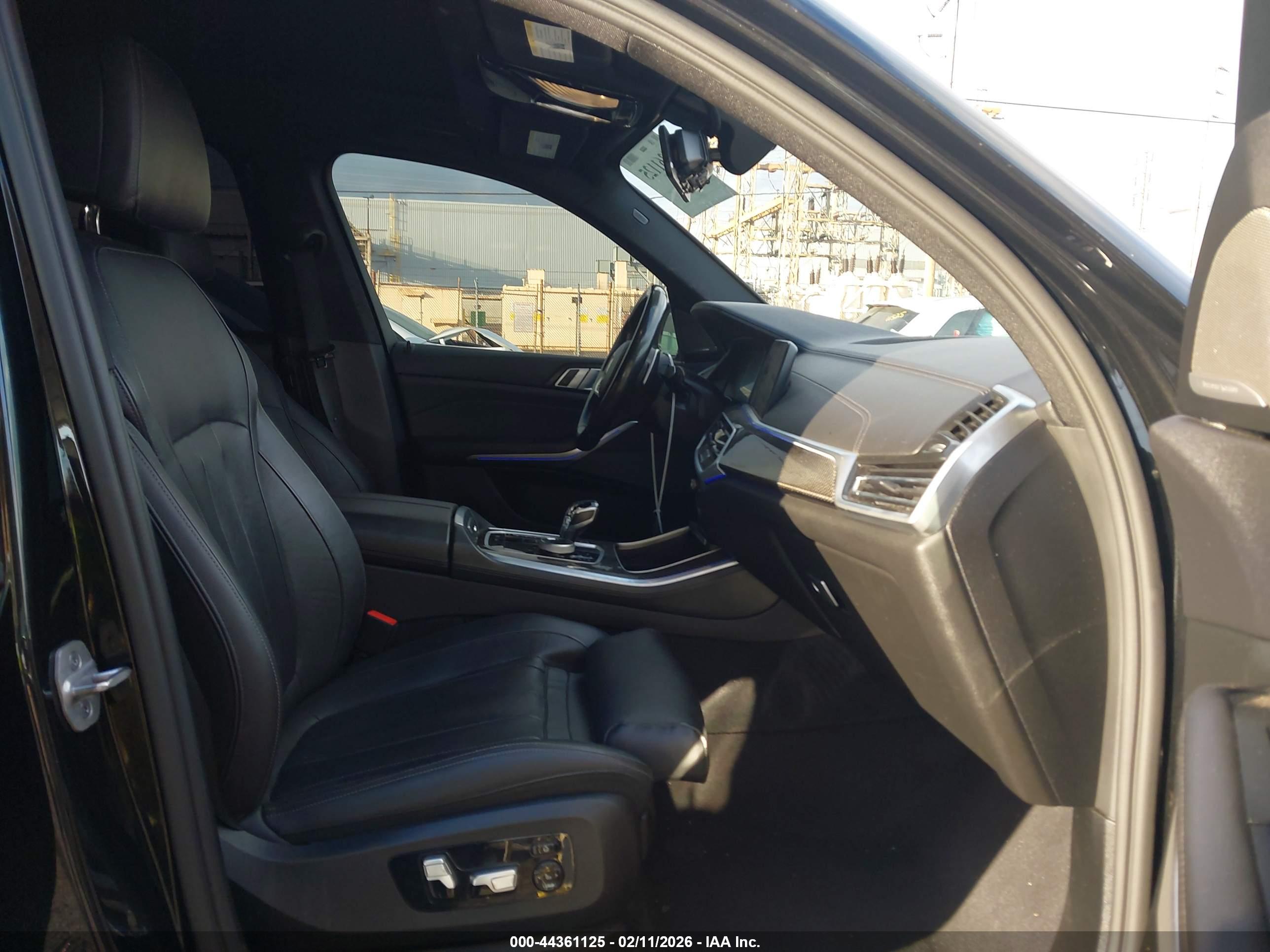 BMW X5 image 5