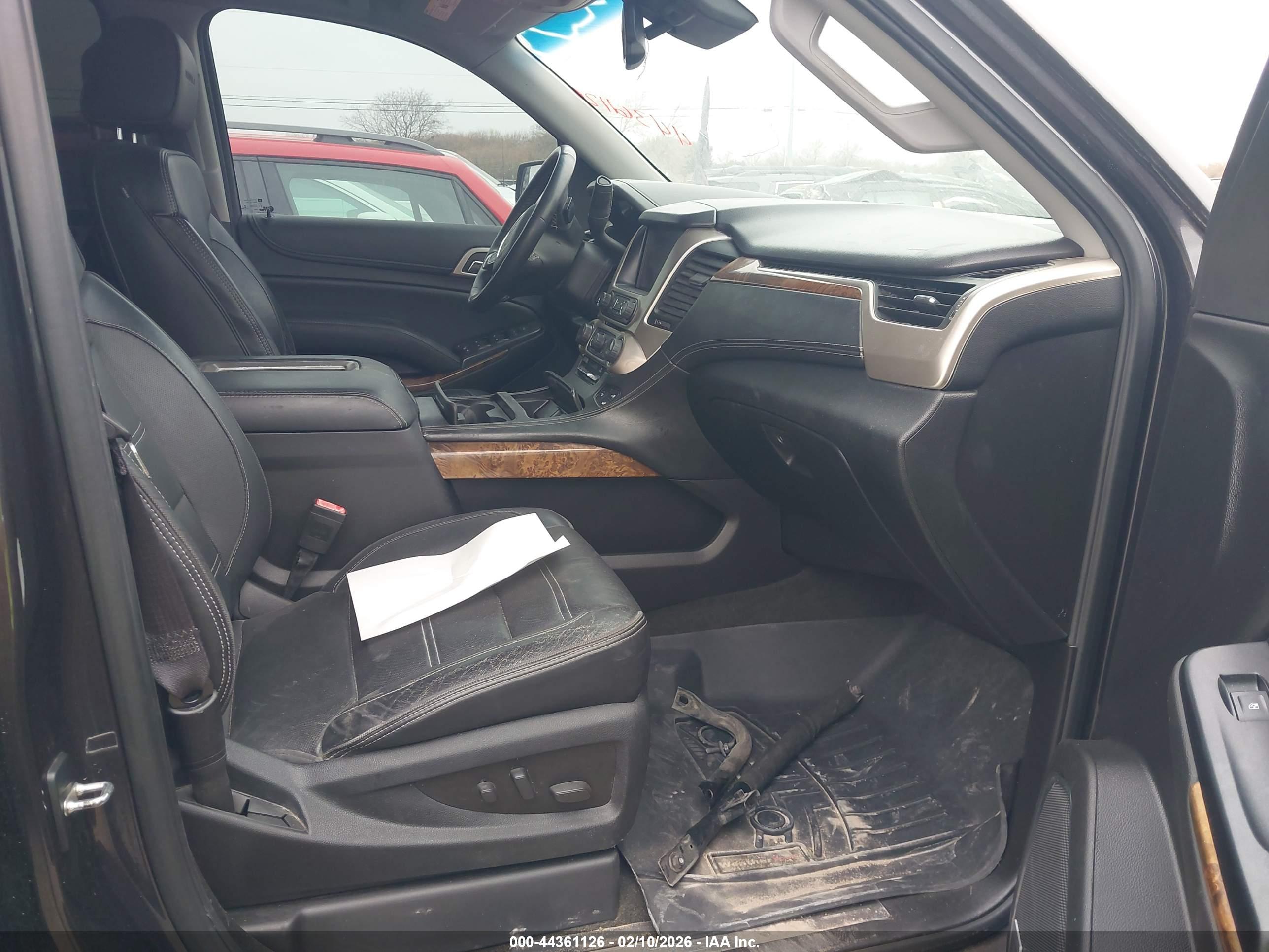 GMC YUKON image 5