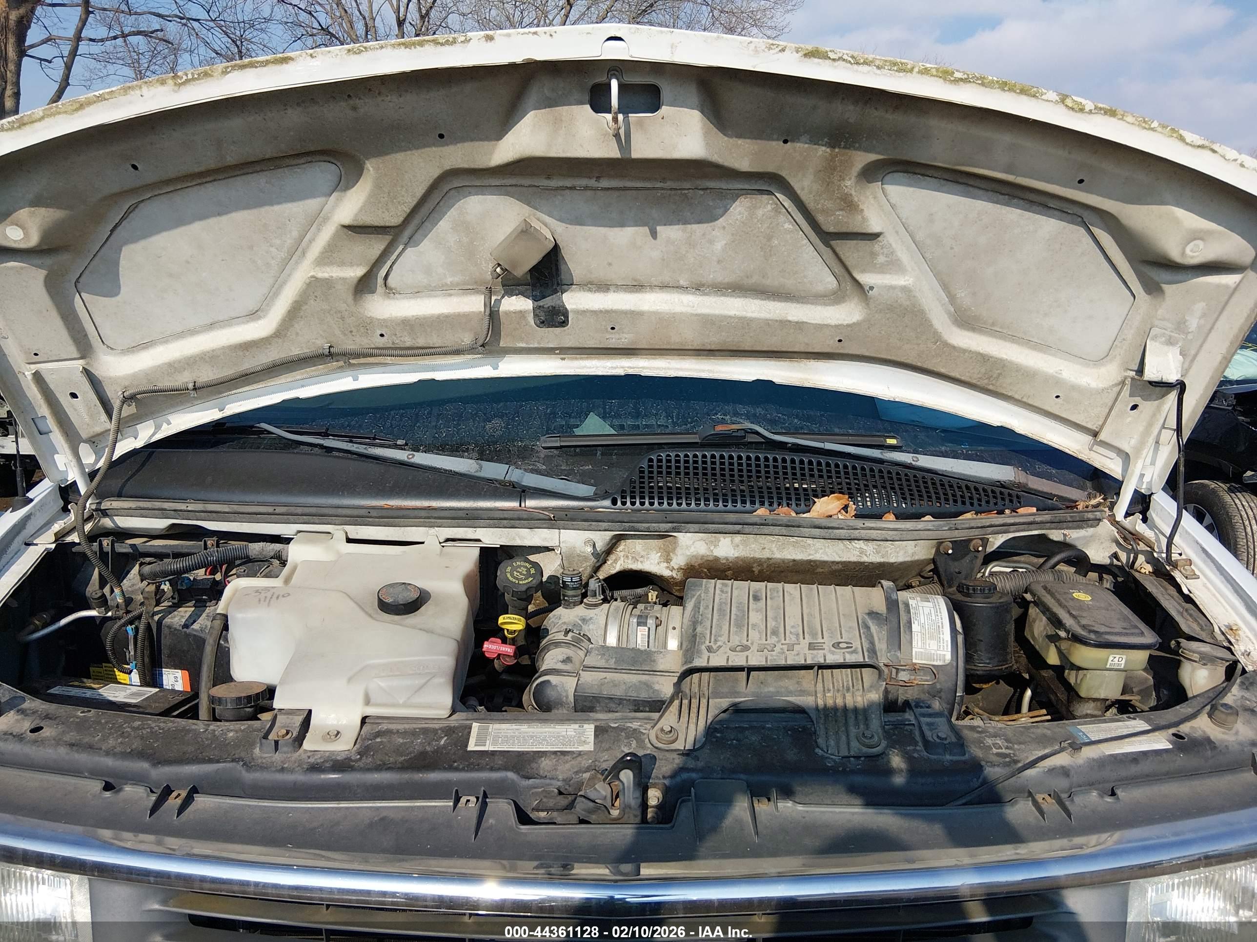 CHEVROLET EXPRESS image 10