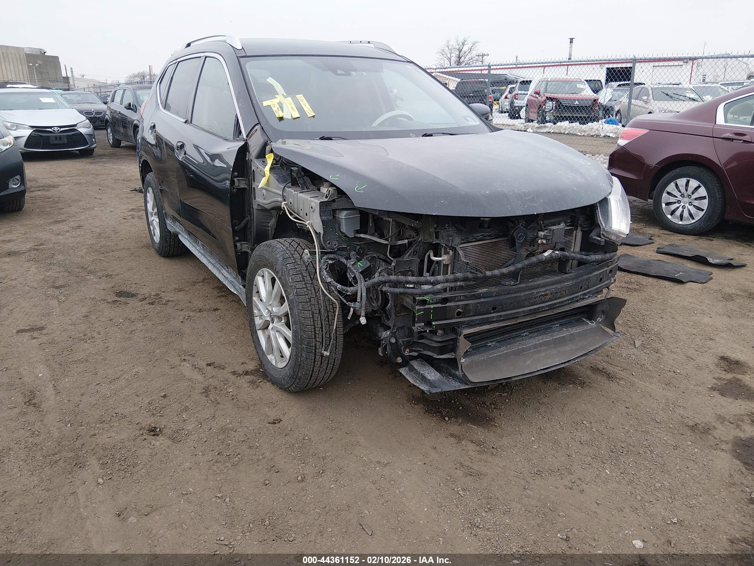 NISSAN ROGUE image 6