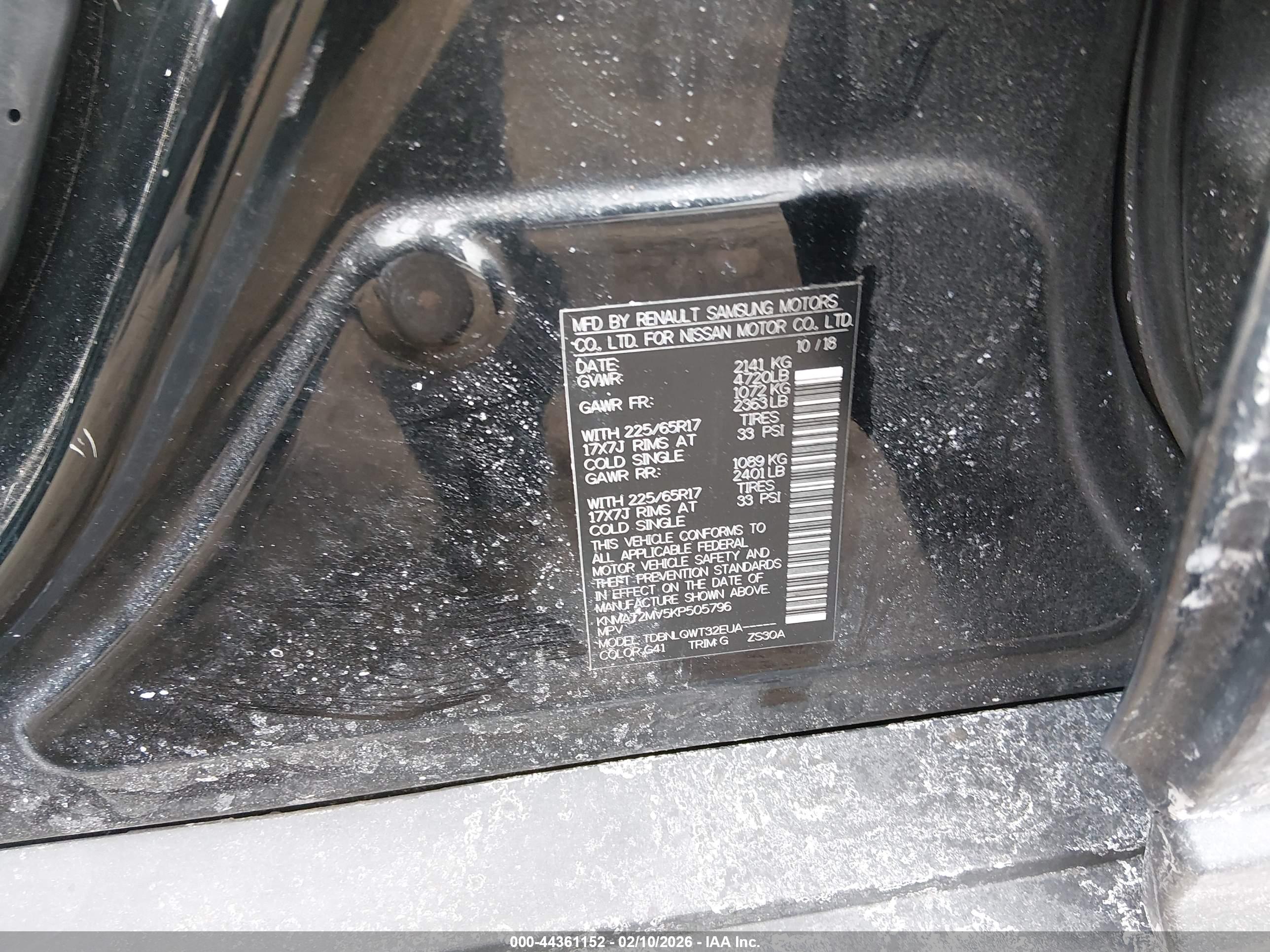 NISSAN ROGUE image 9