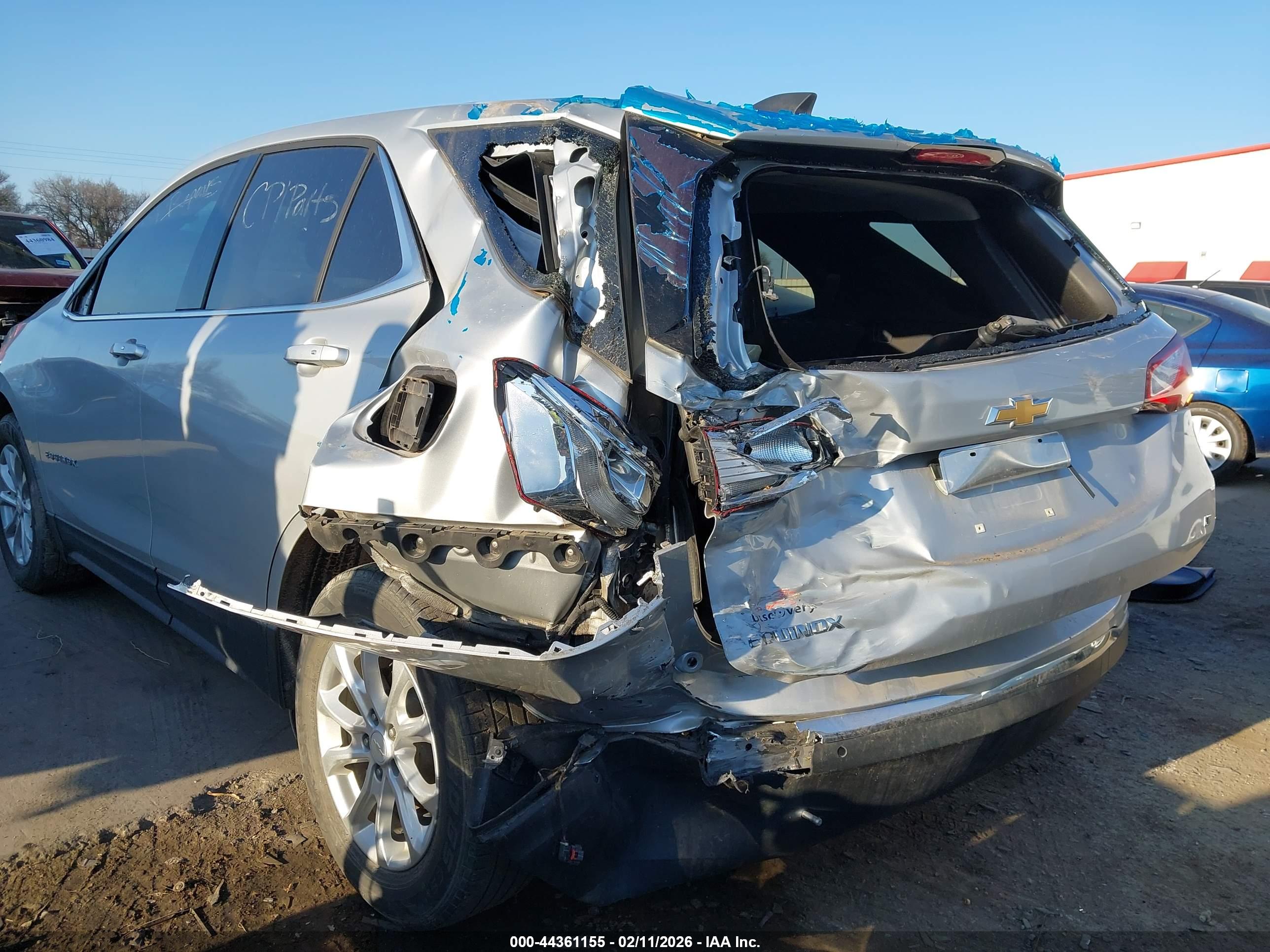 CHEVROLET EQUINOX image 6