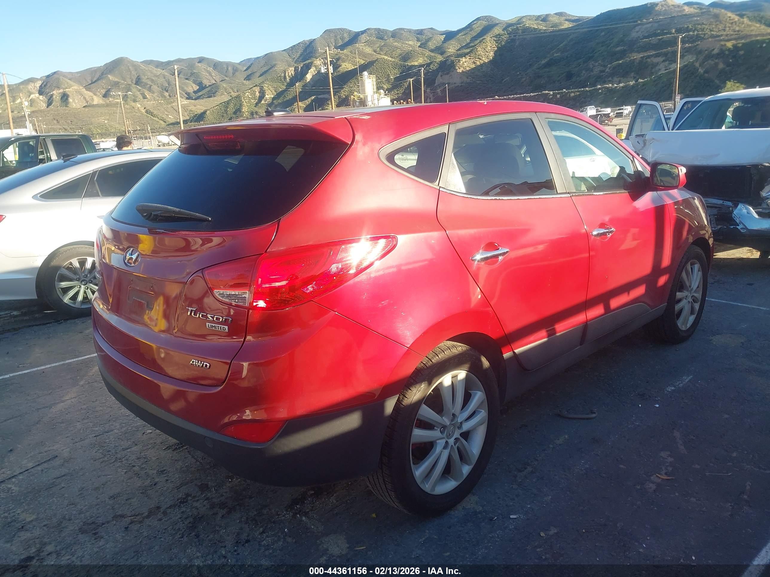 HYUNDAI TUCSON image 4