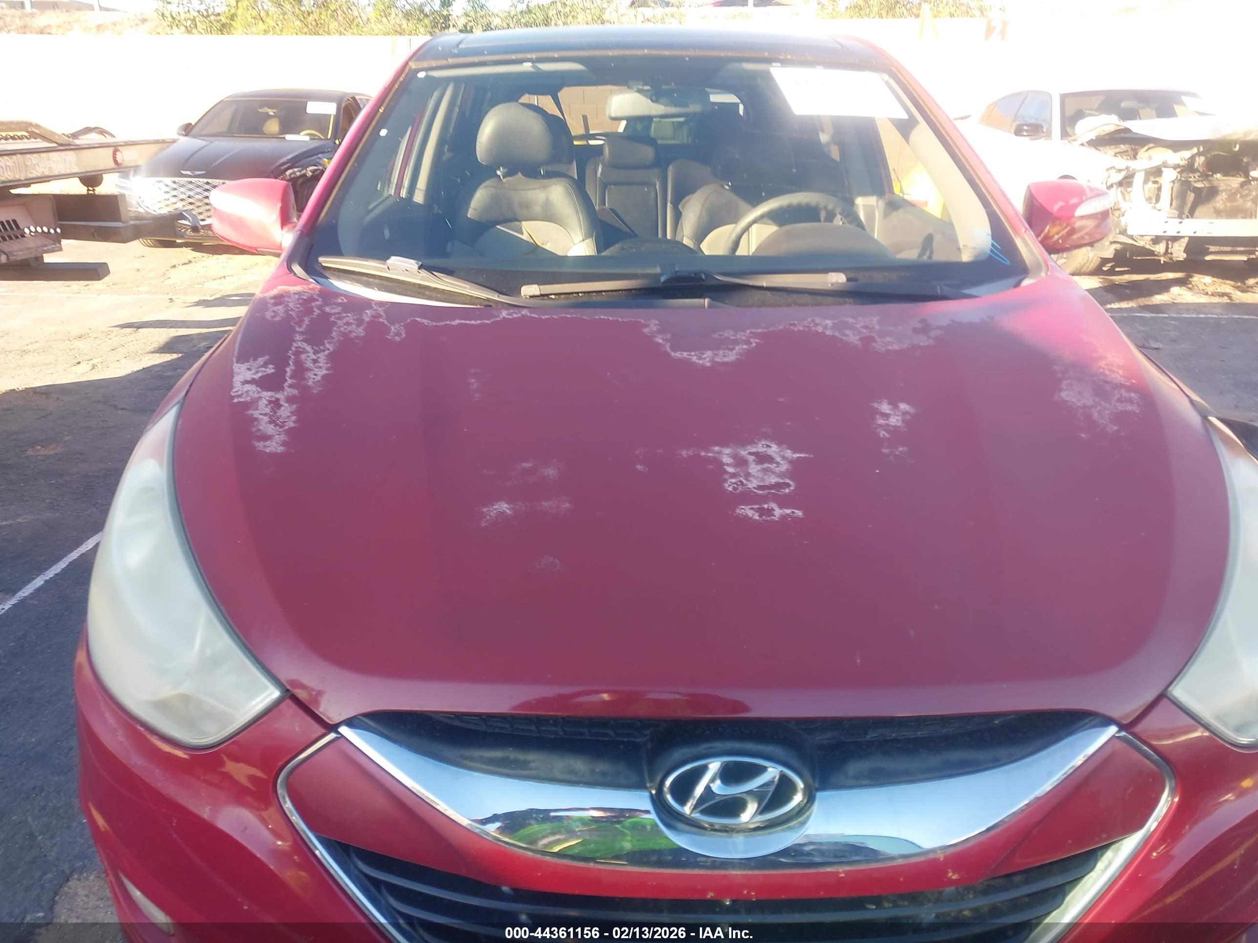 HYUNDAI TUCSON image 6