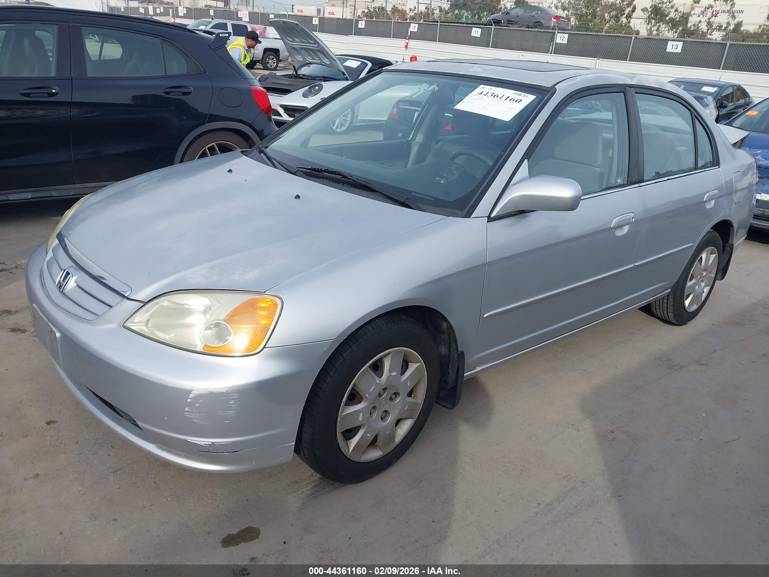 HONDA CIVIC image 2