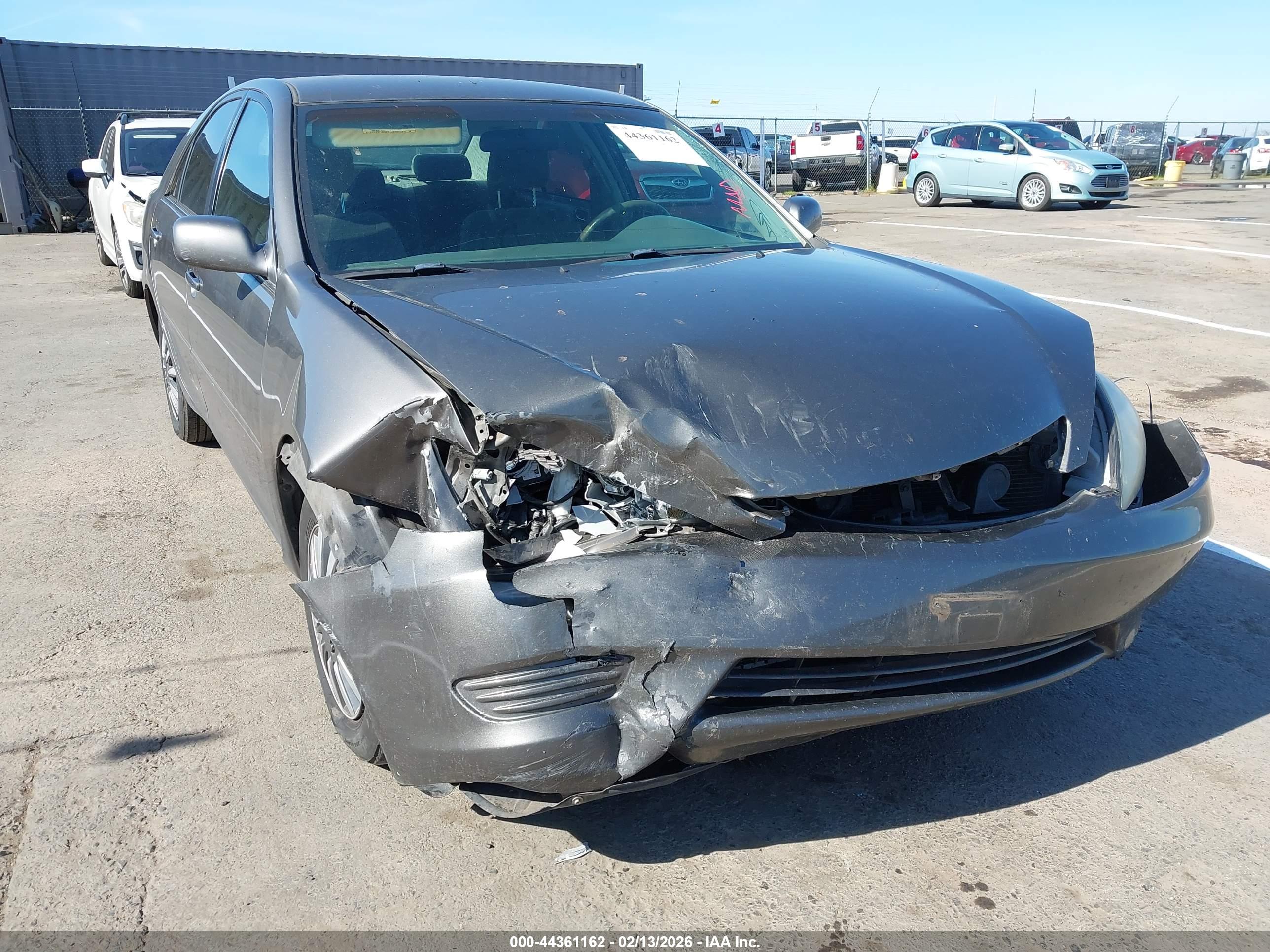 TOYOTA CAMRY image 6
