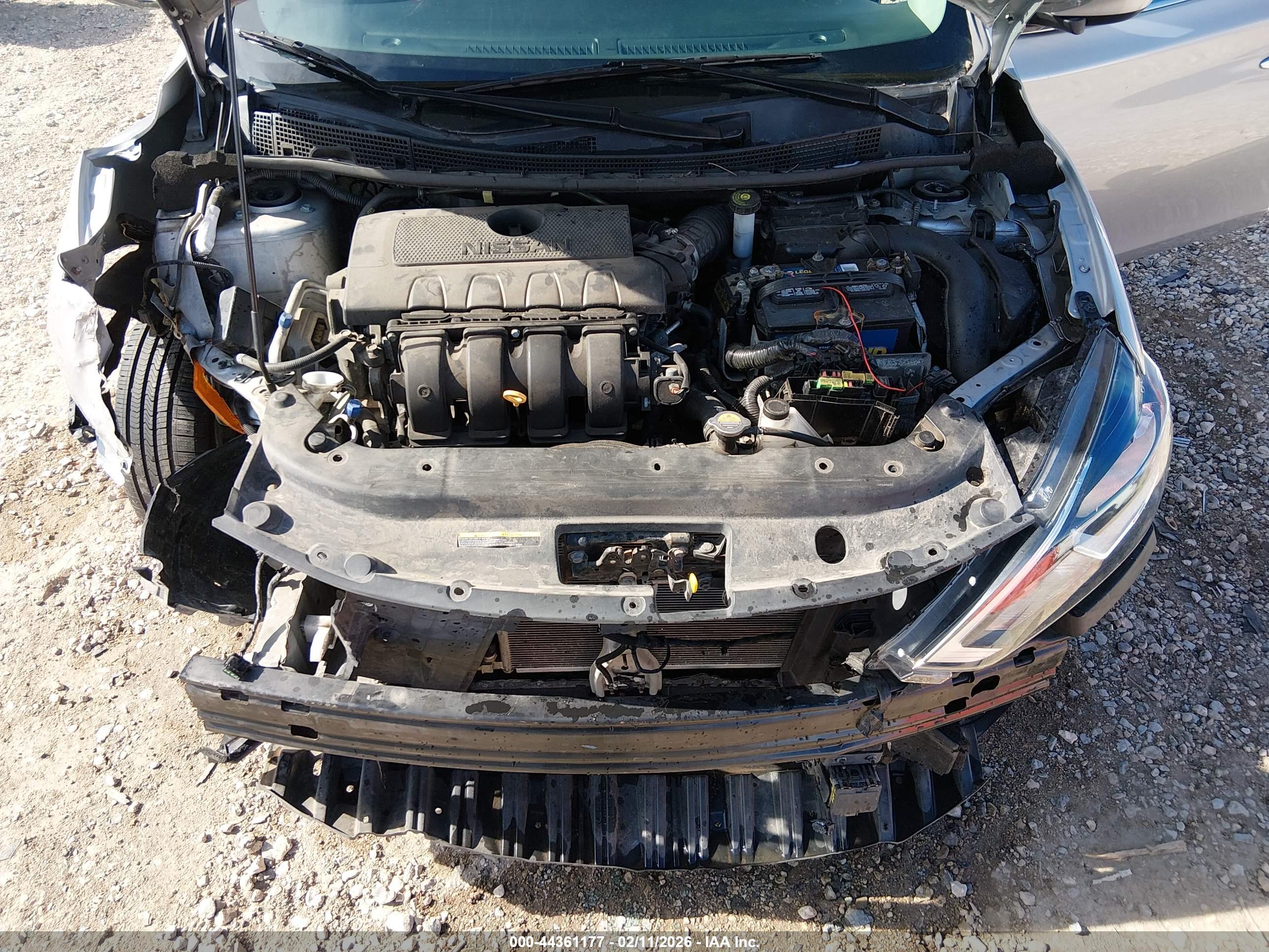 NISSAN SENTRA image 10