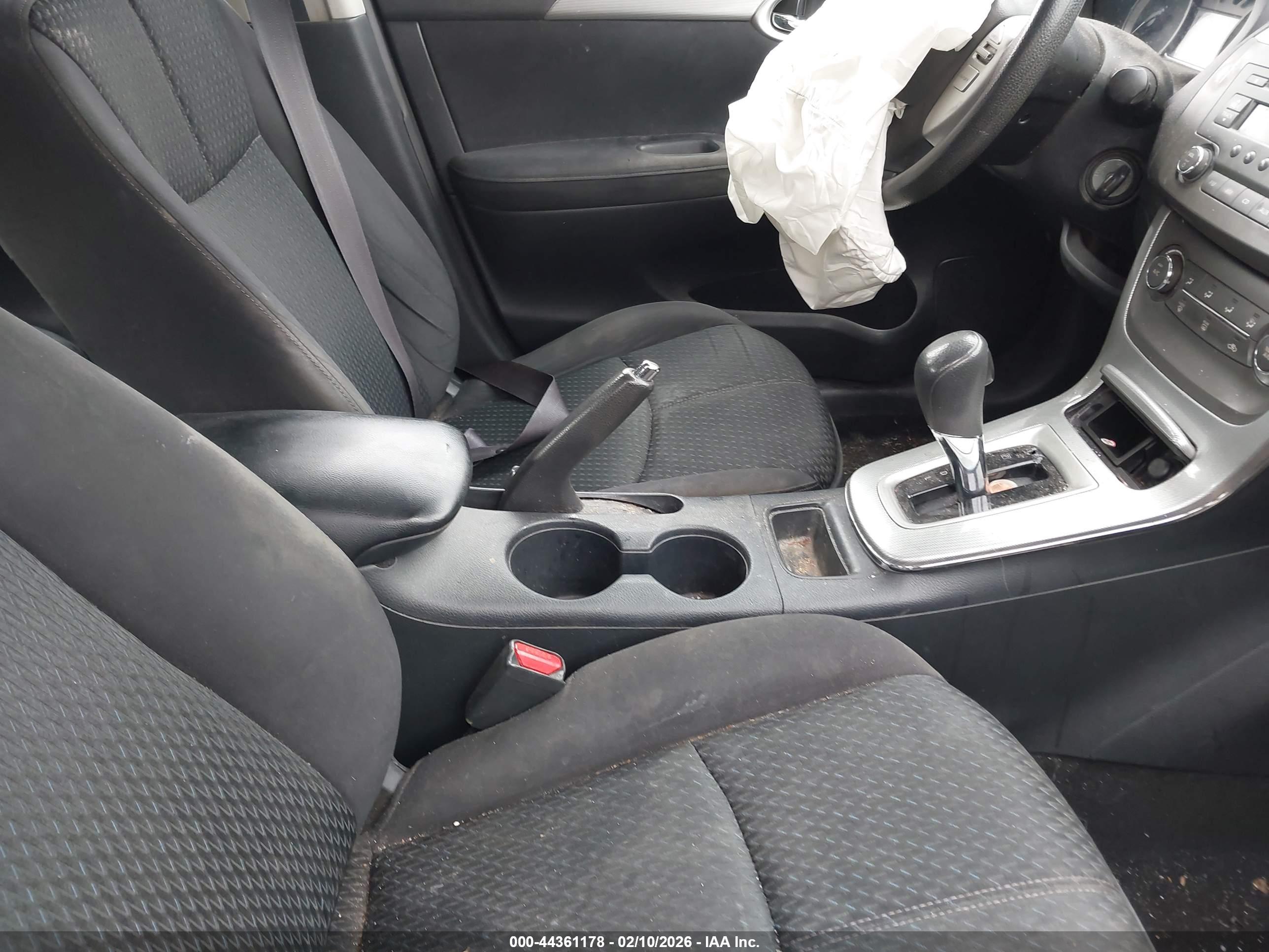 NISSAN SENTRA image 5