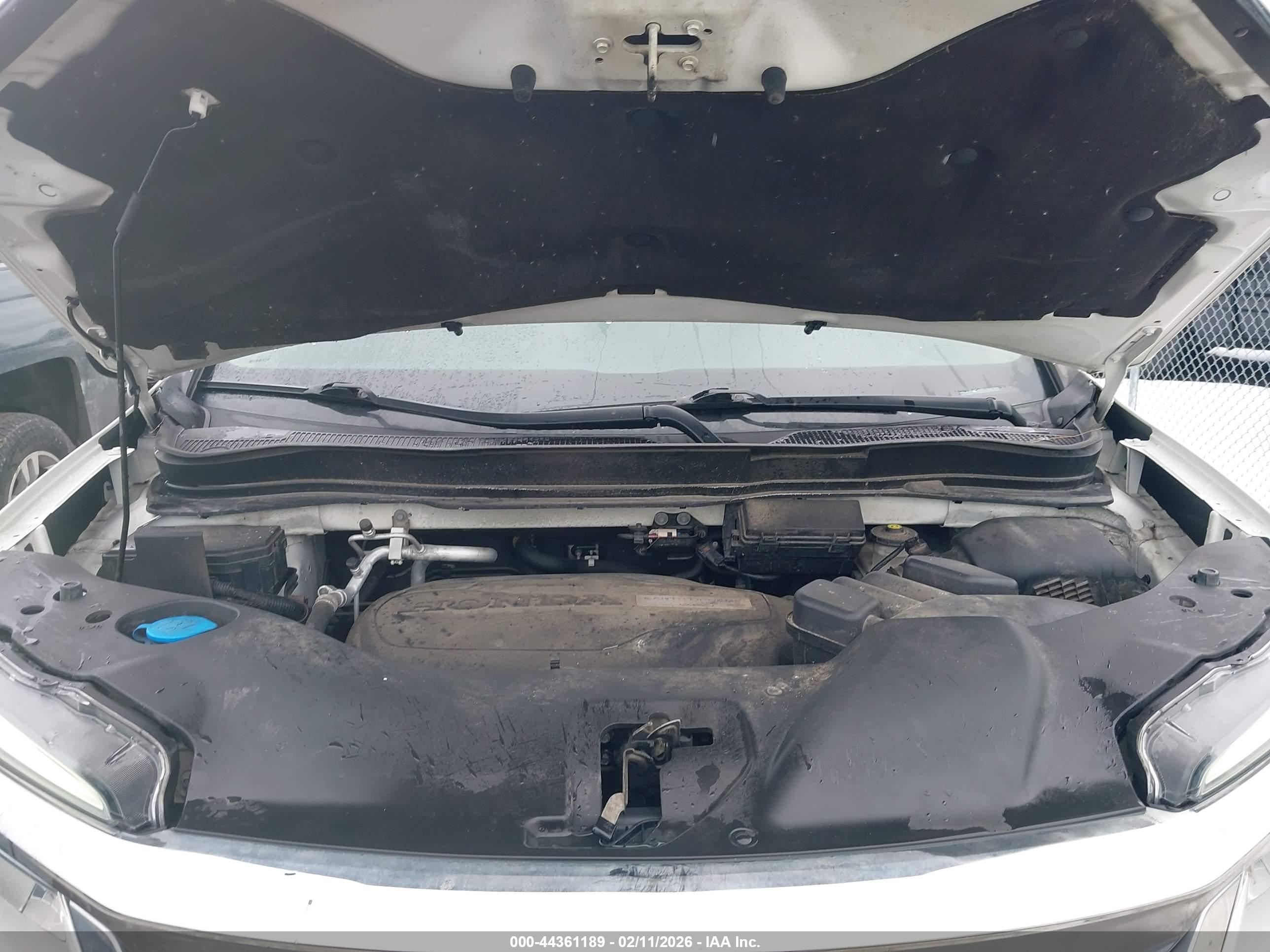HONDA PILOT image 10