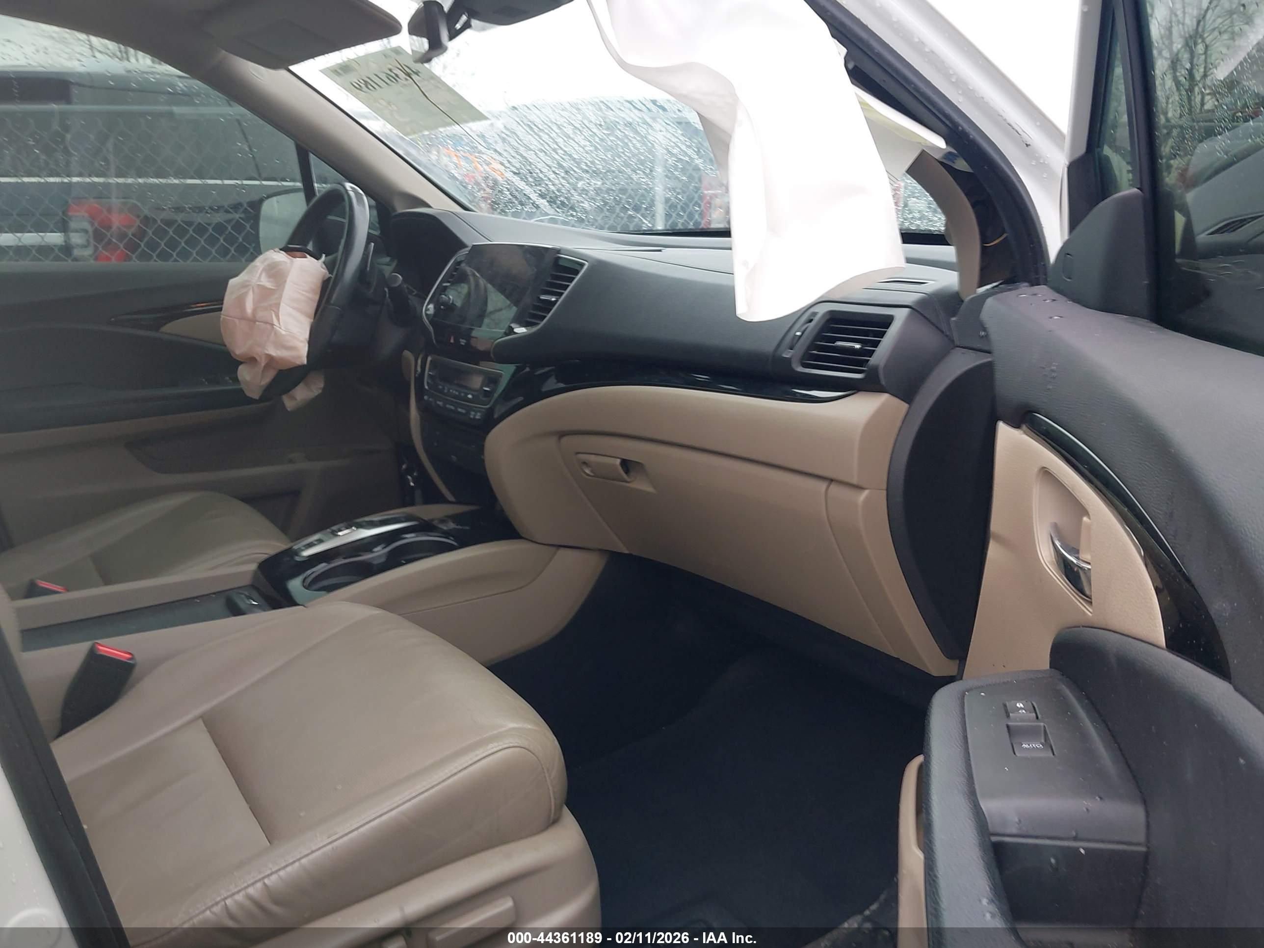 HONDA PILOT image 5