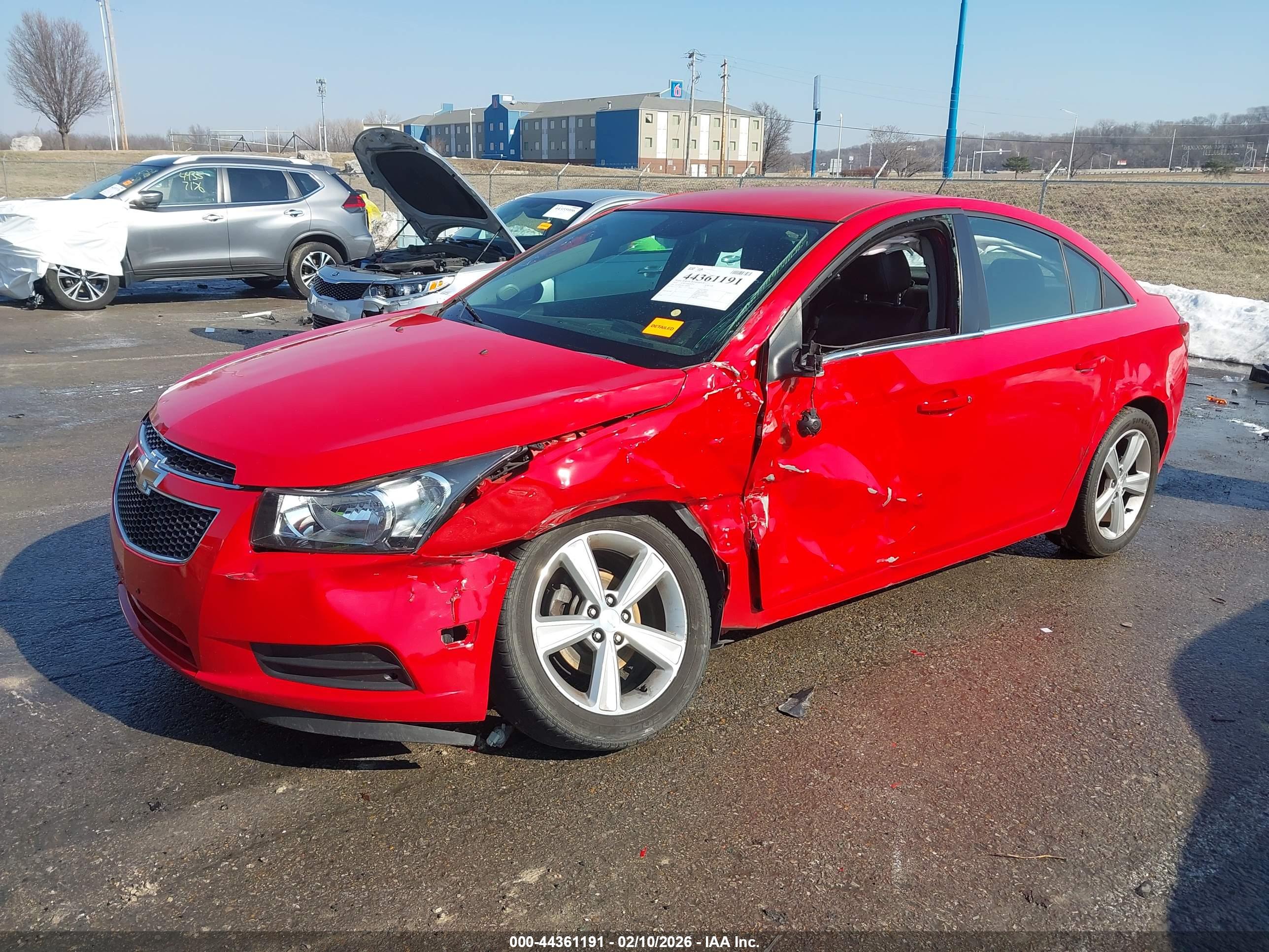 CHEVROLET CRUZE image 2