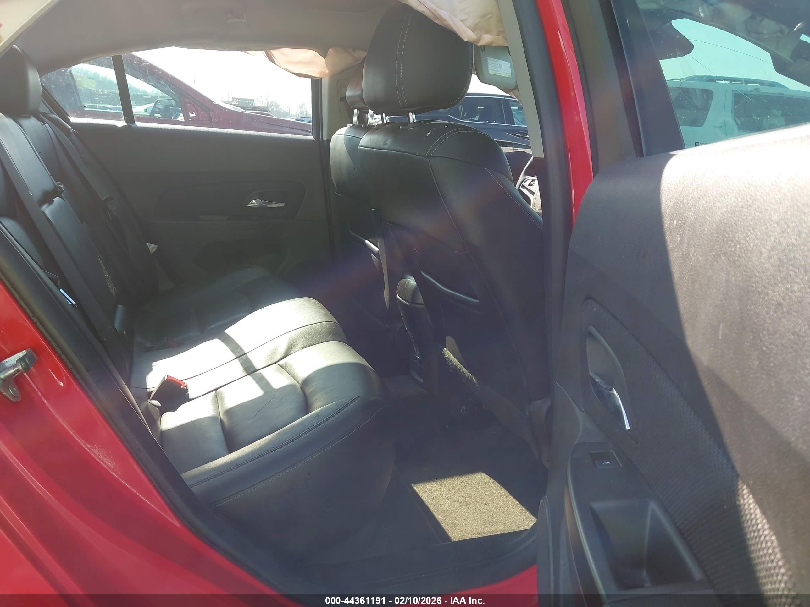 CHEVROLET CRUZE image 8