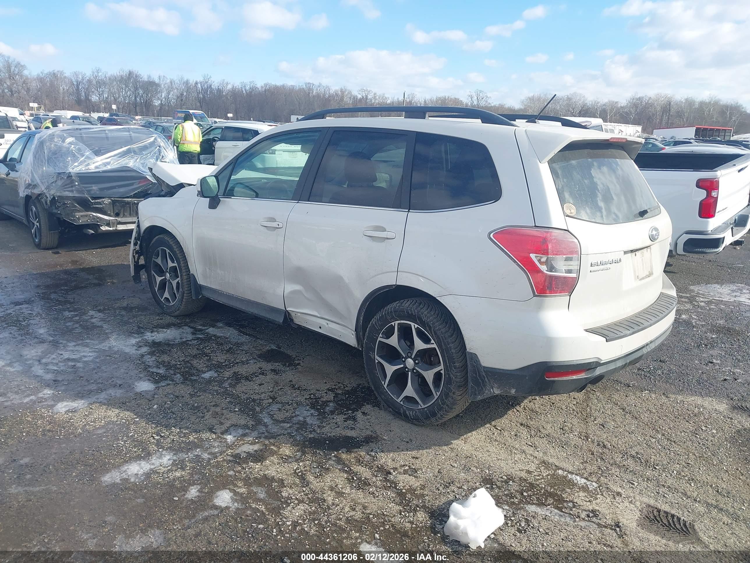 SUBARU FORESTER image 3