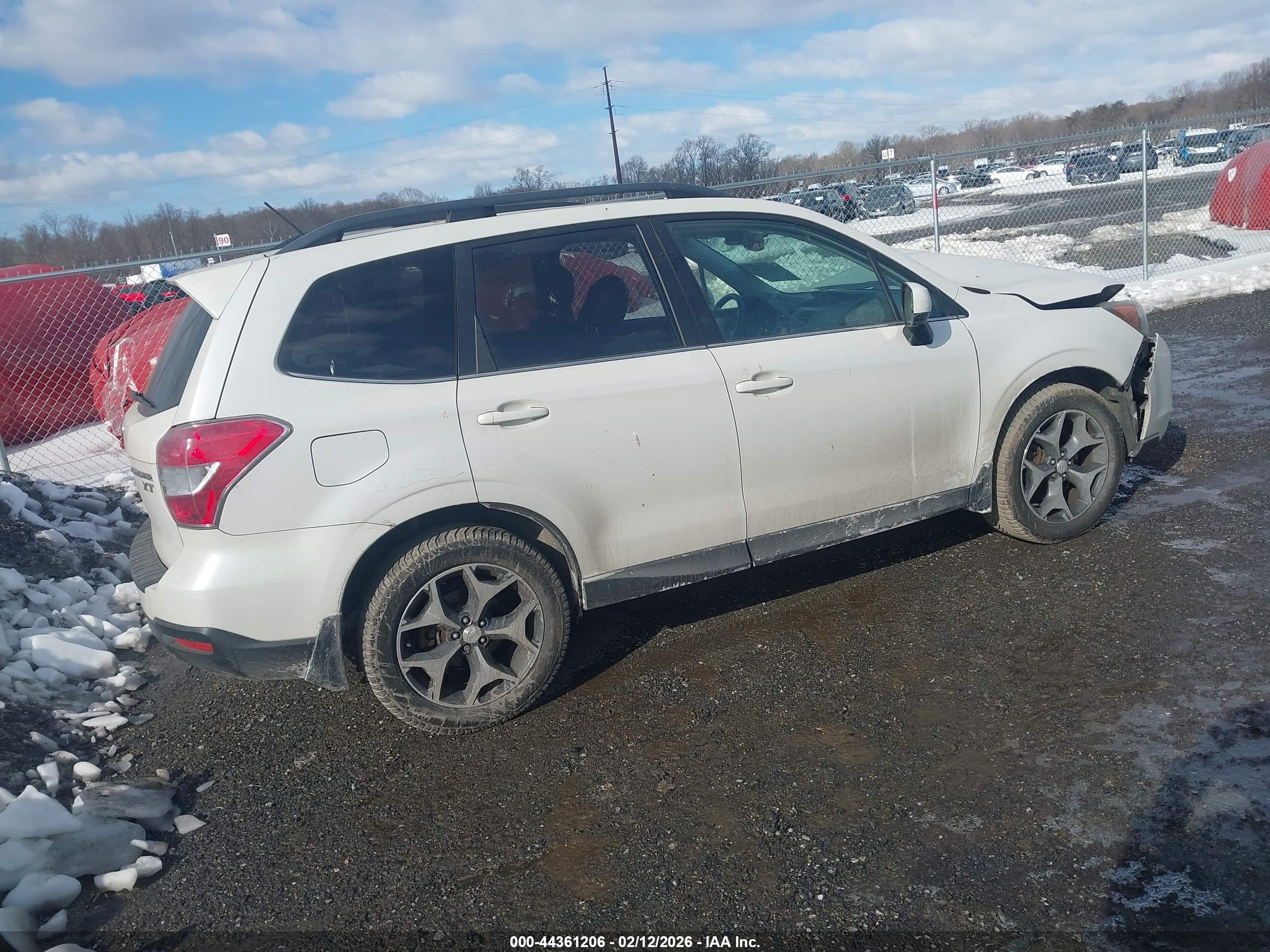 SUBARU FORESTER image 4
