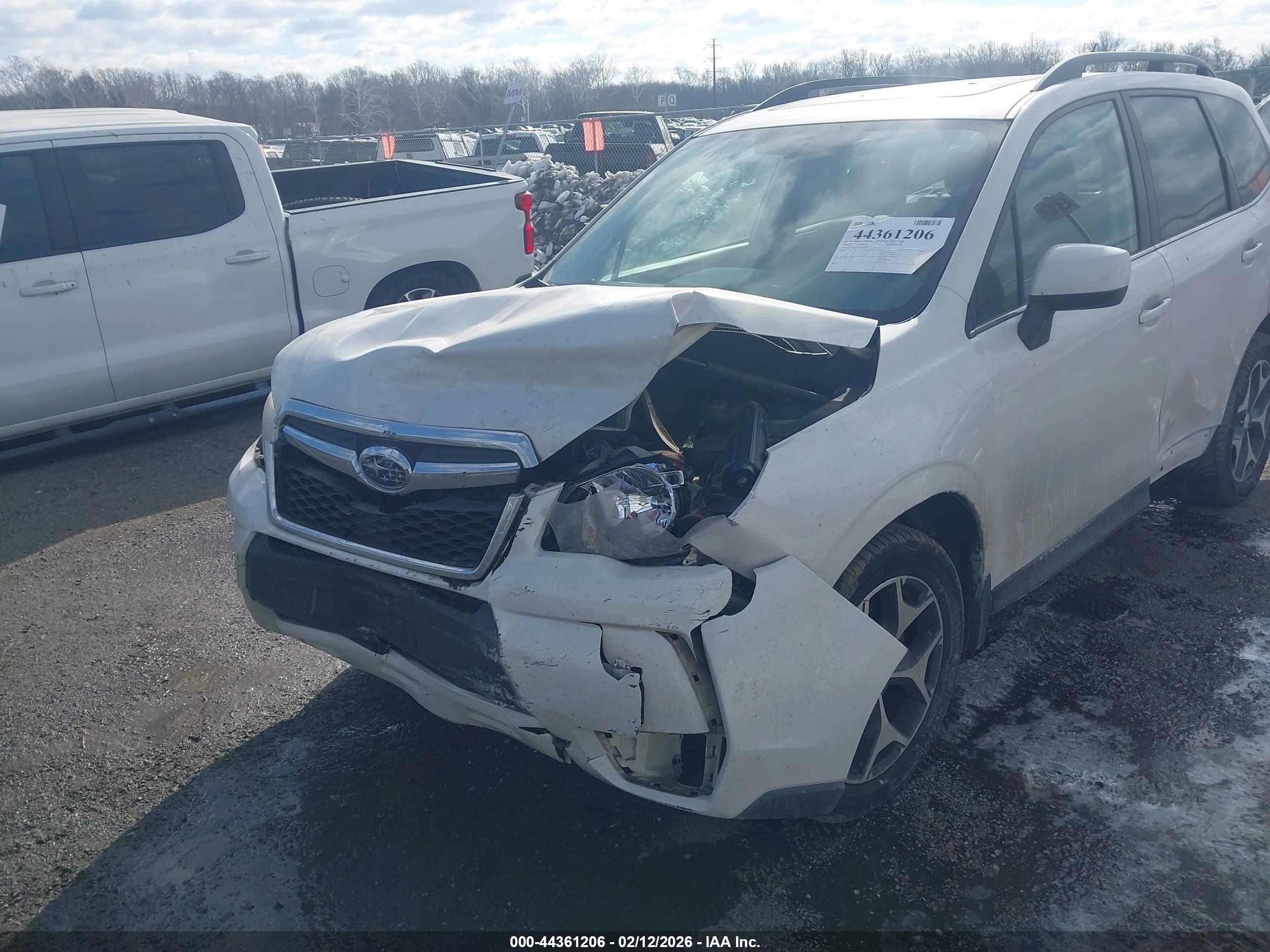 SUBARU FORESTER image 6