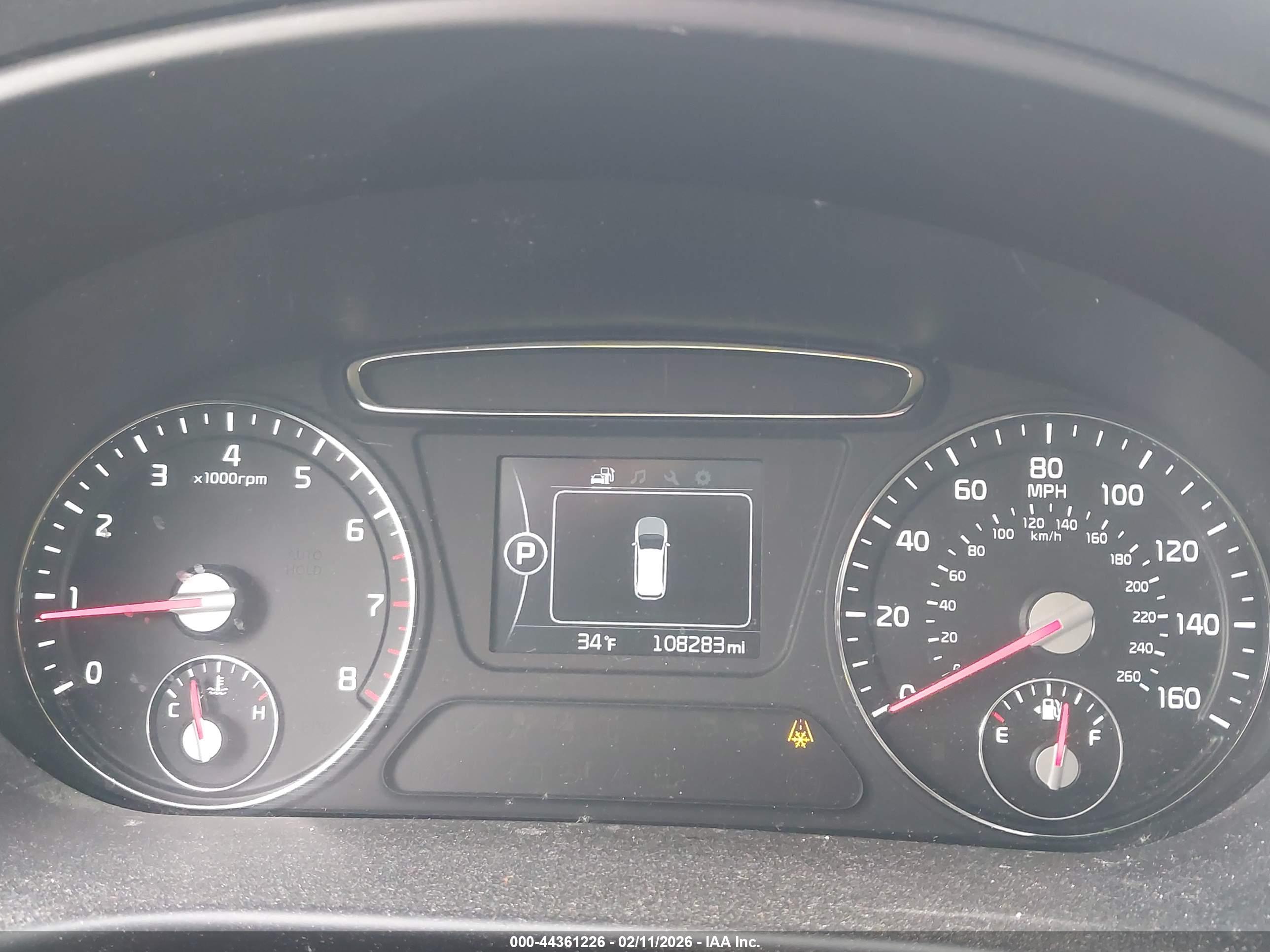 KIA SORENTO image 7
