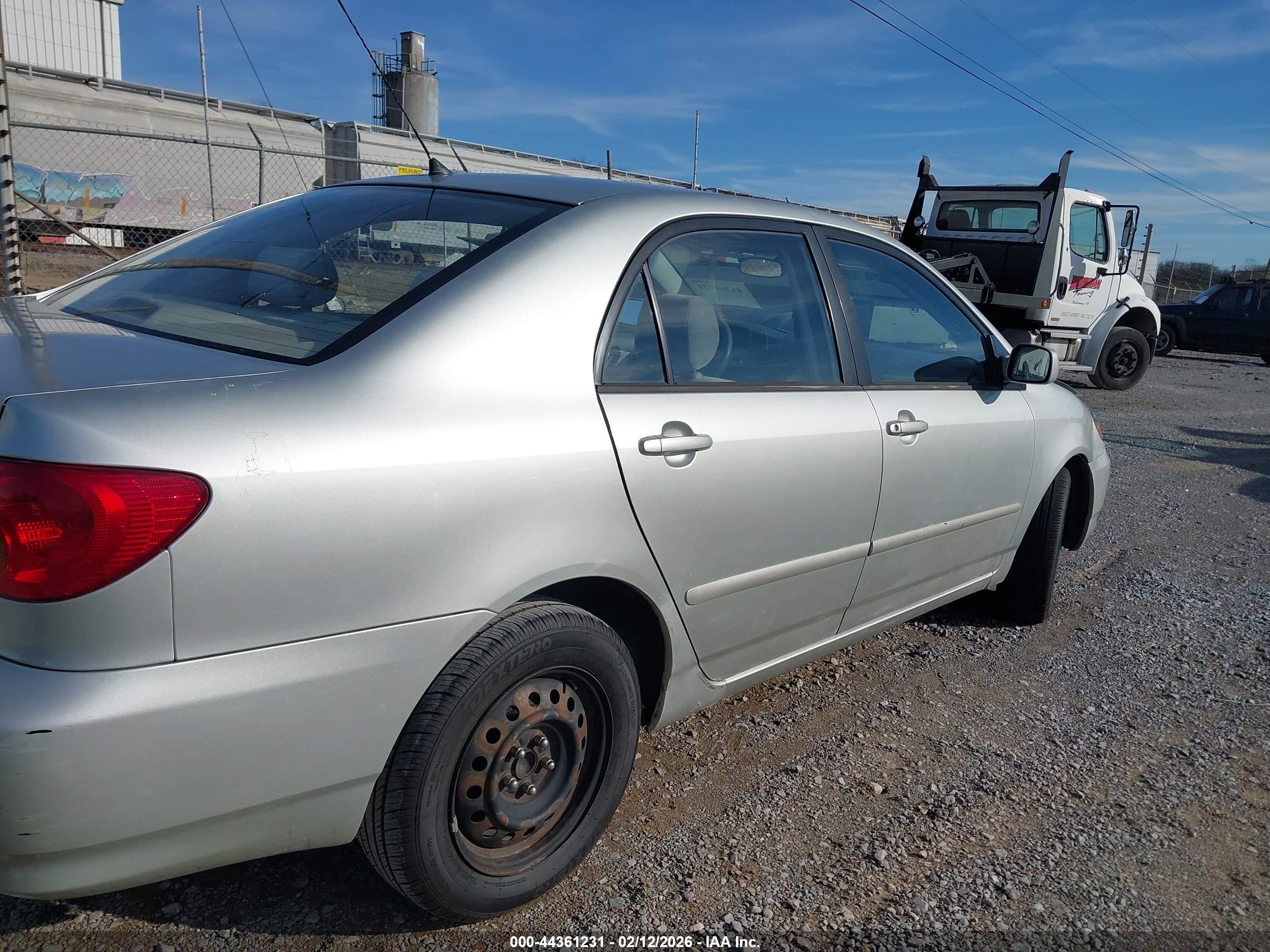 TOYOTA COROLLA image 4