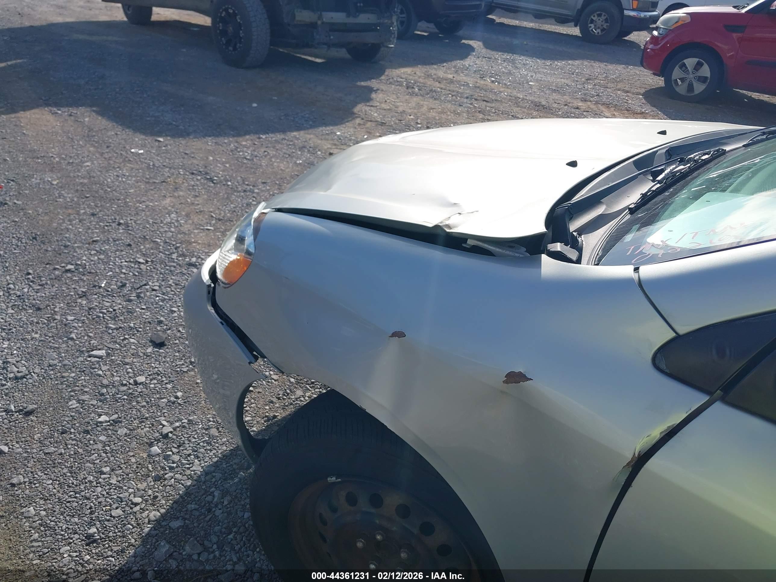 TOYOTA COROLLA image 6