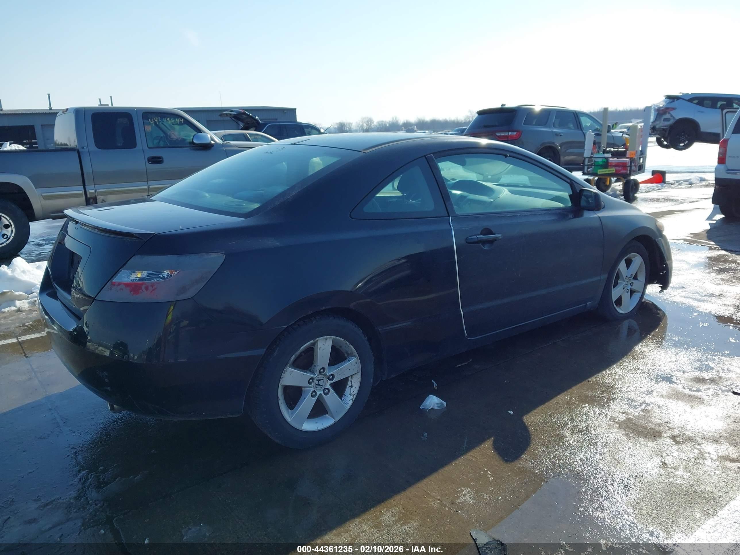 HONDA CIVIC image 4