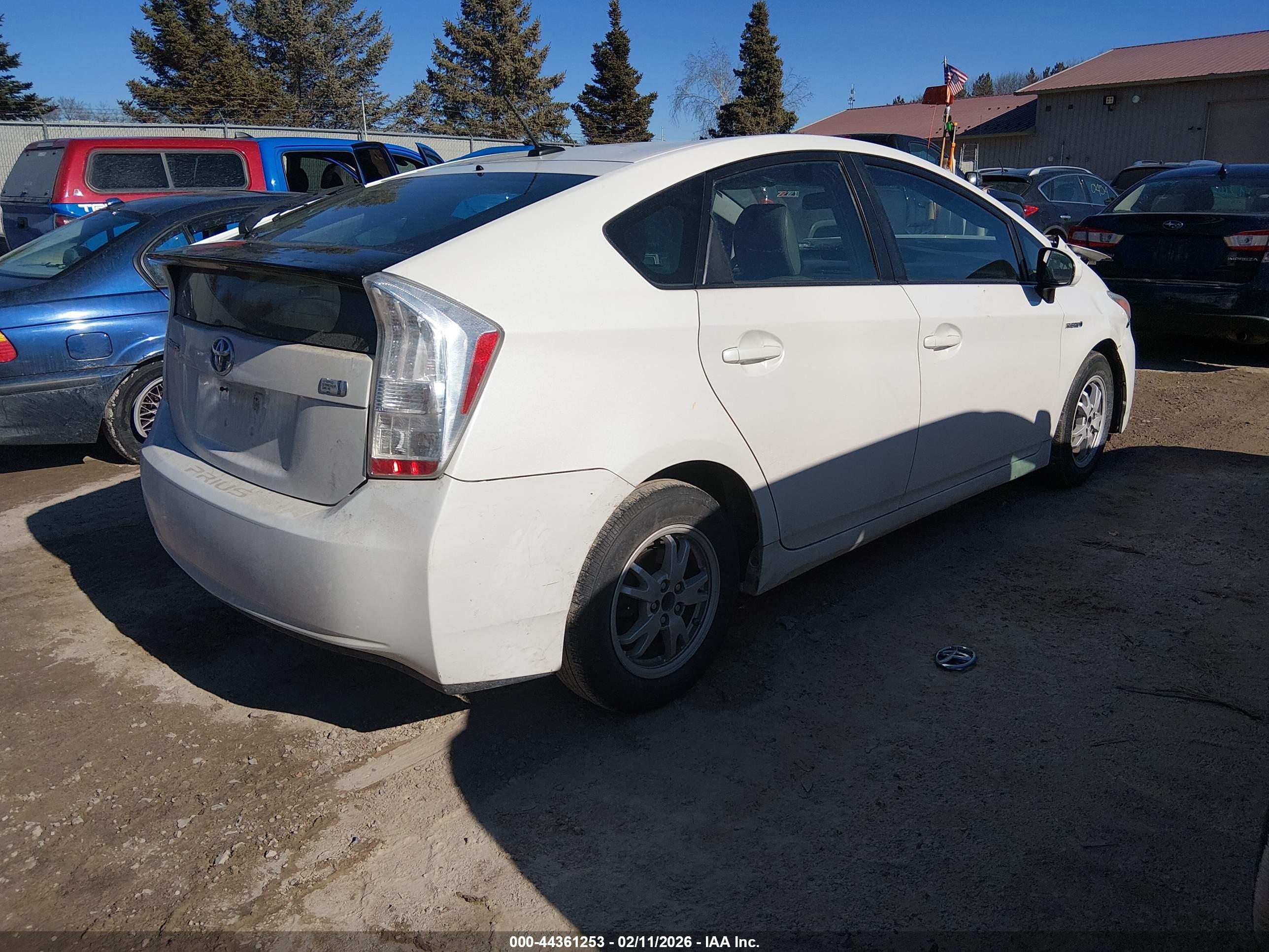 TOYOTA PRIUS image 4