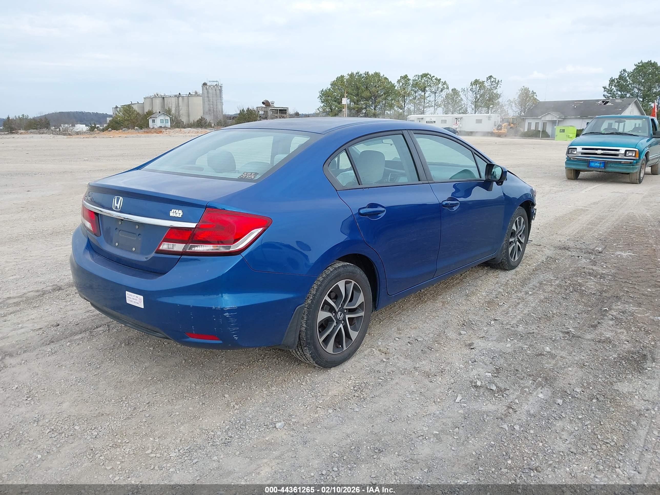 HONDA CIVIC image 4