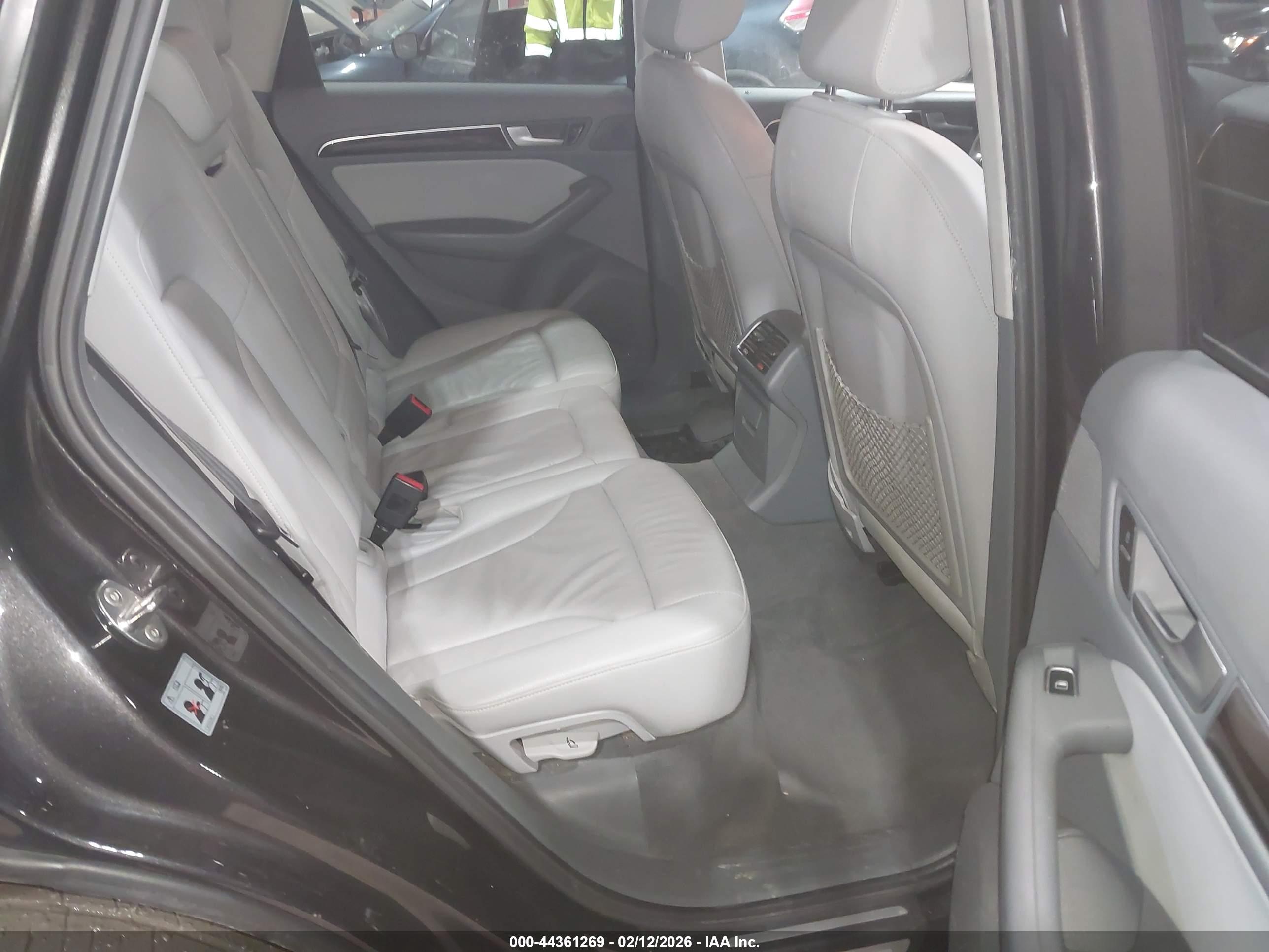 AUDI Q5 image 8
