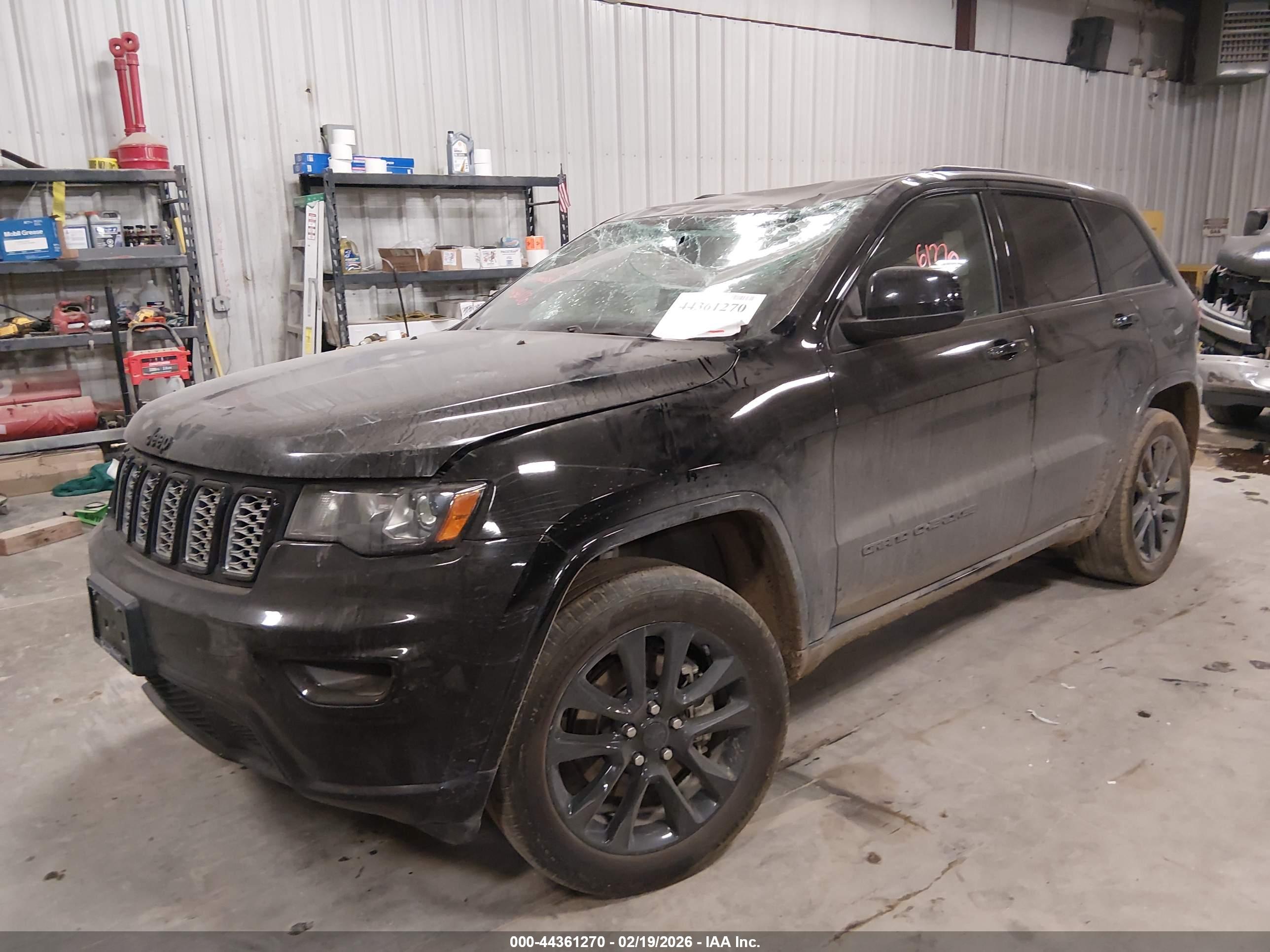JEEP GRAND image 2