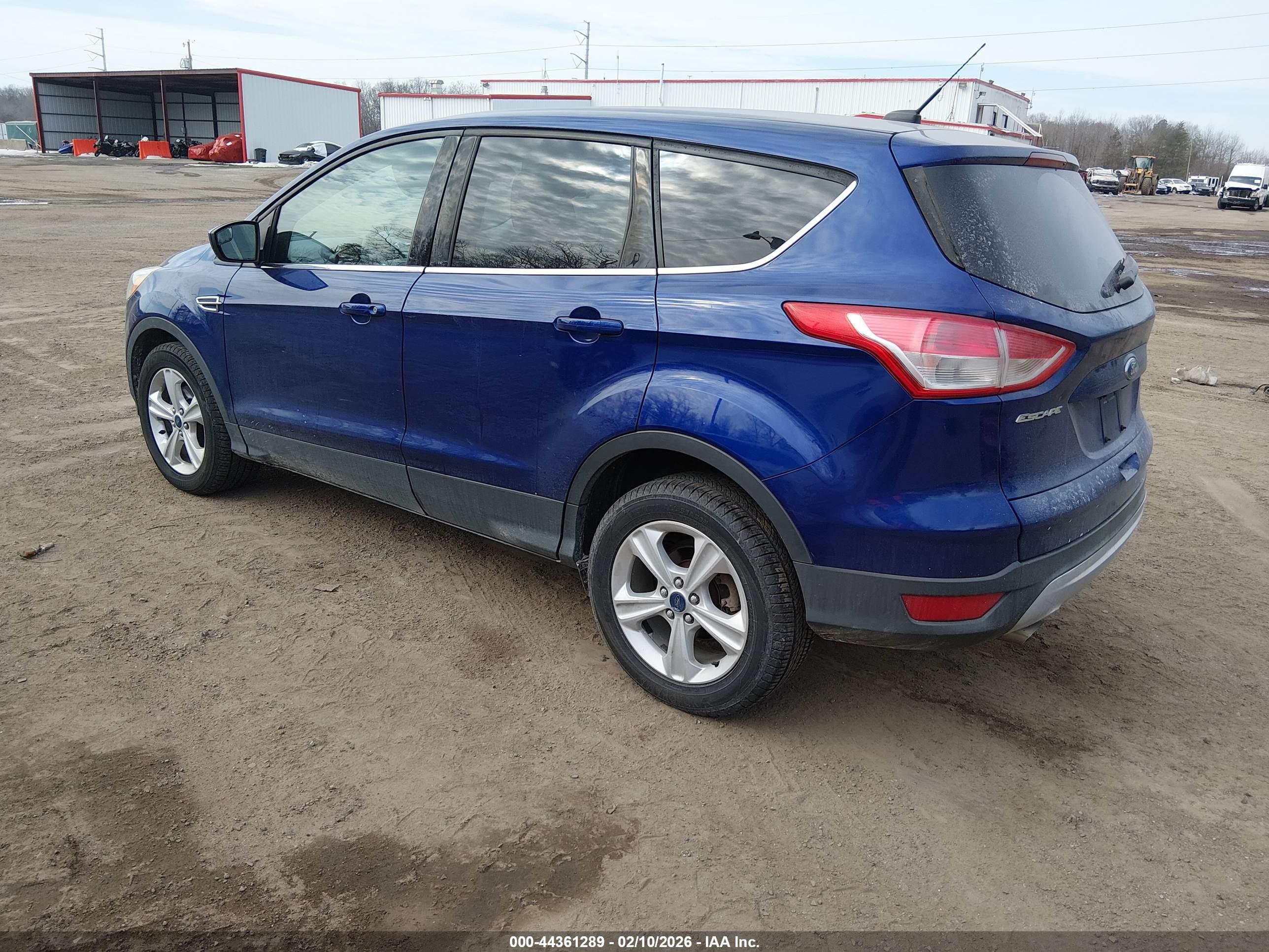 FORD ESCAPE image 3