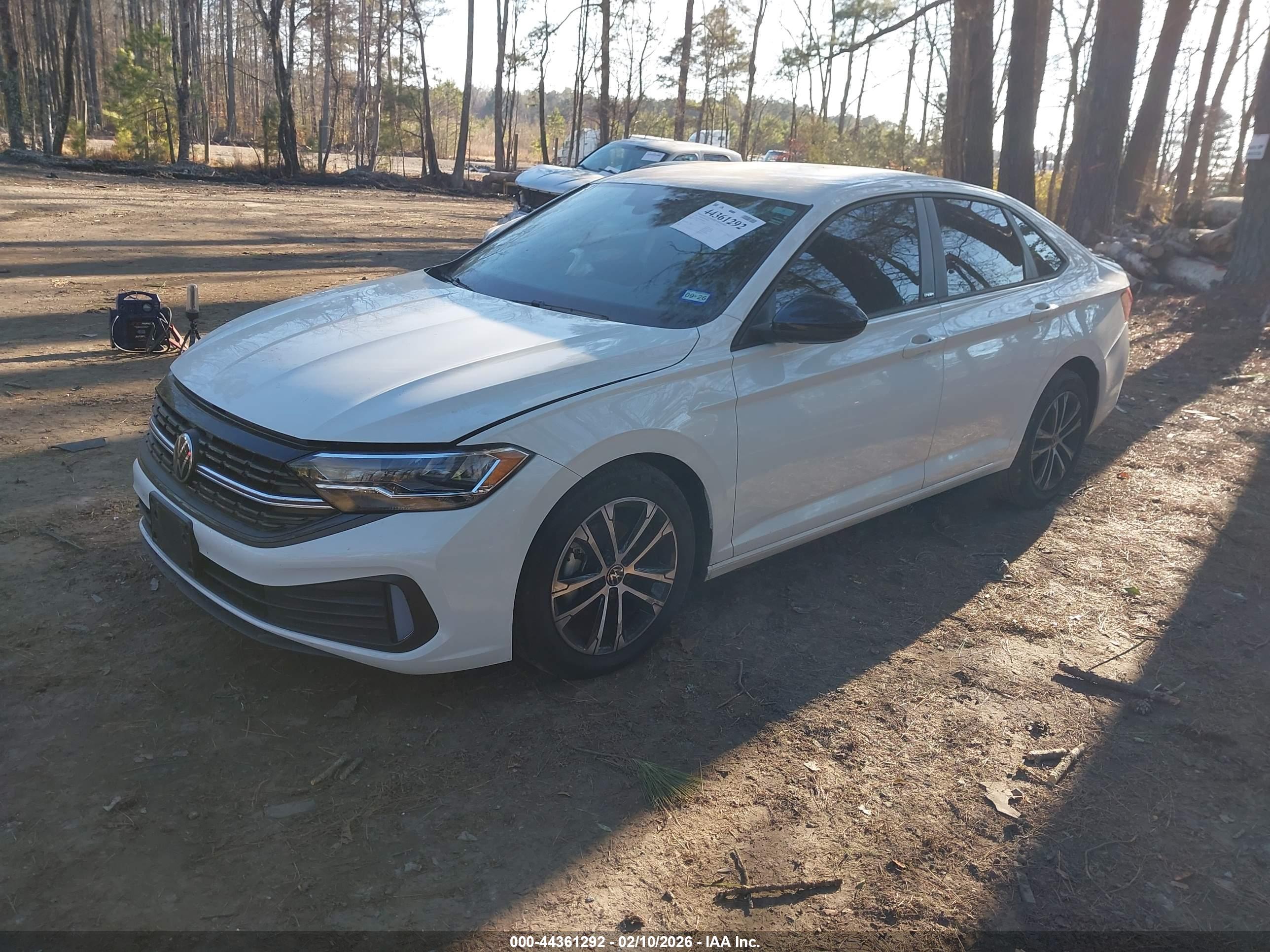 VOLKSWAGEN JETTA image 2
