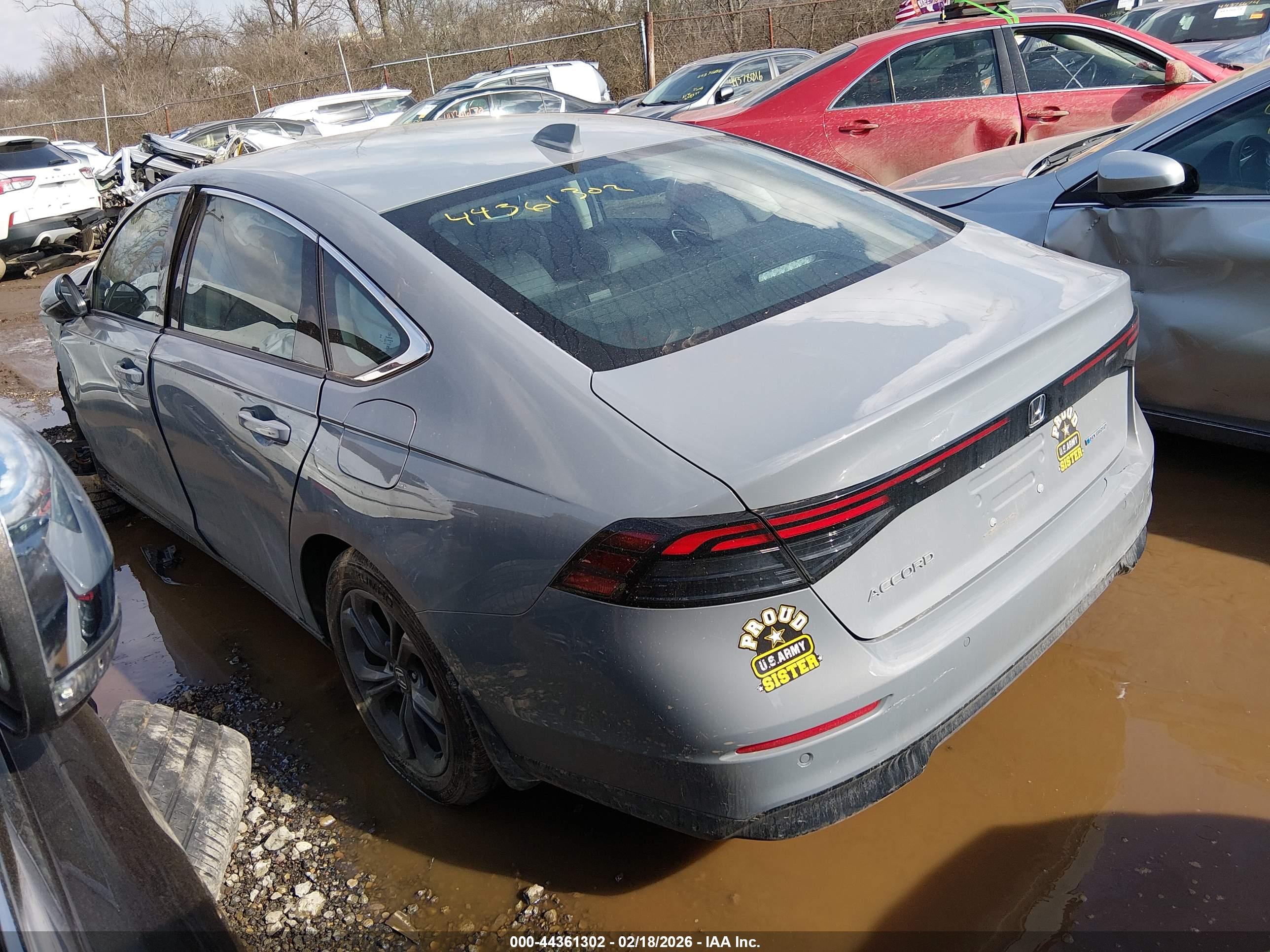 HONDA ACCORD image 3