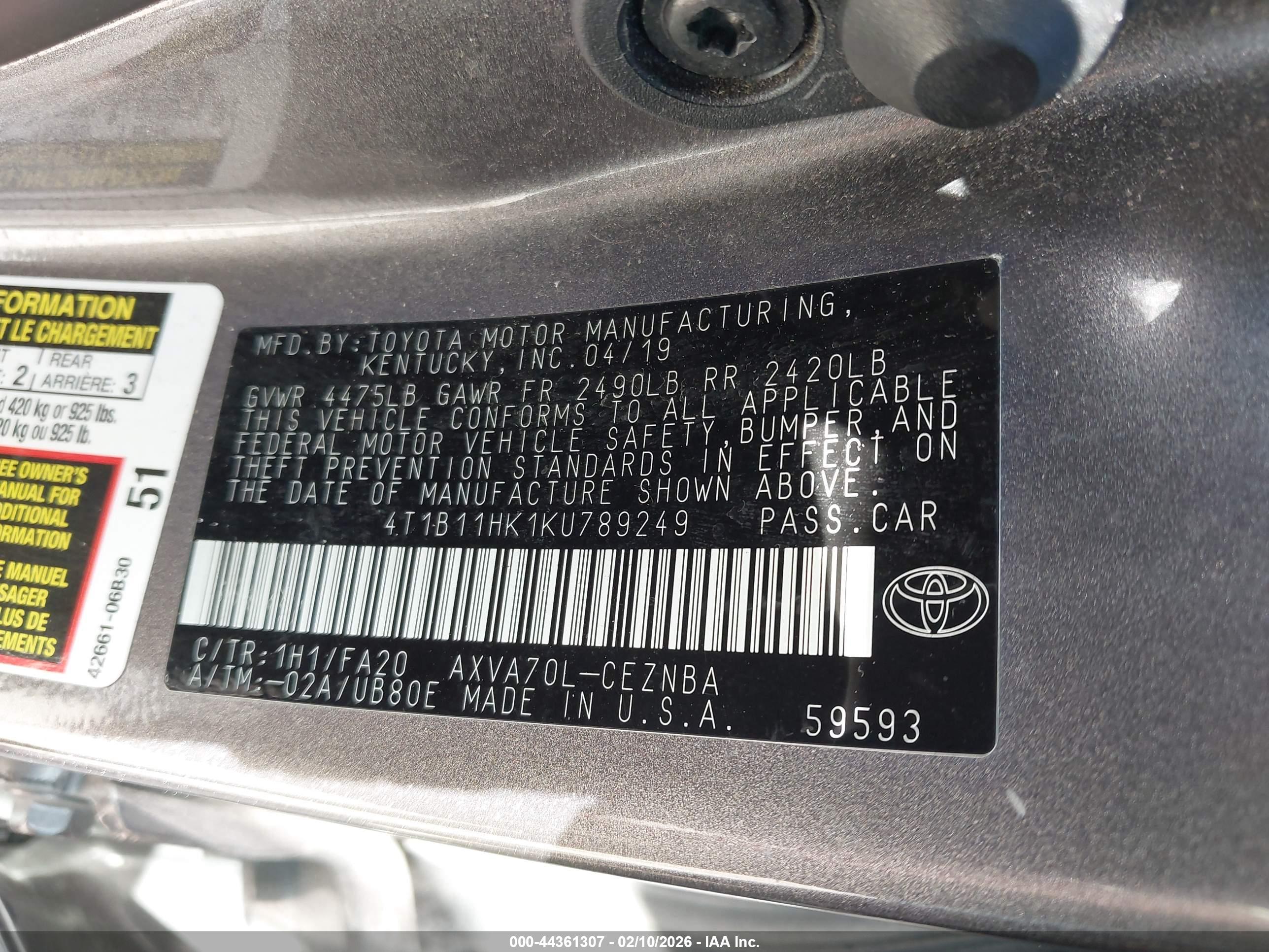 TOYOTA CAMRY image 9