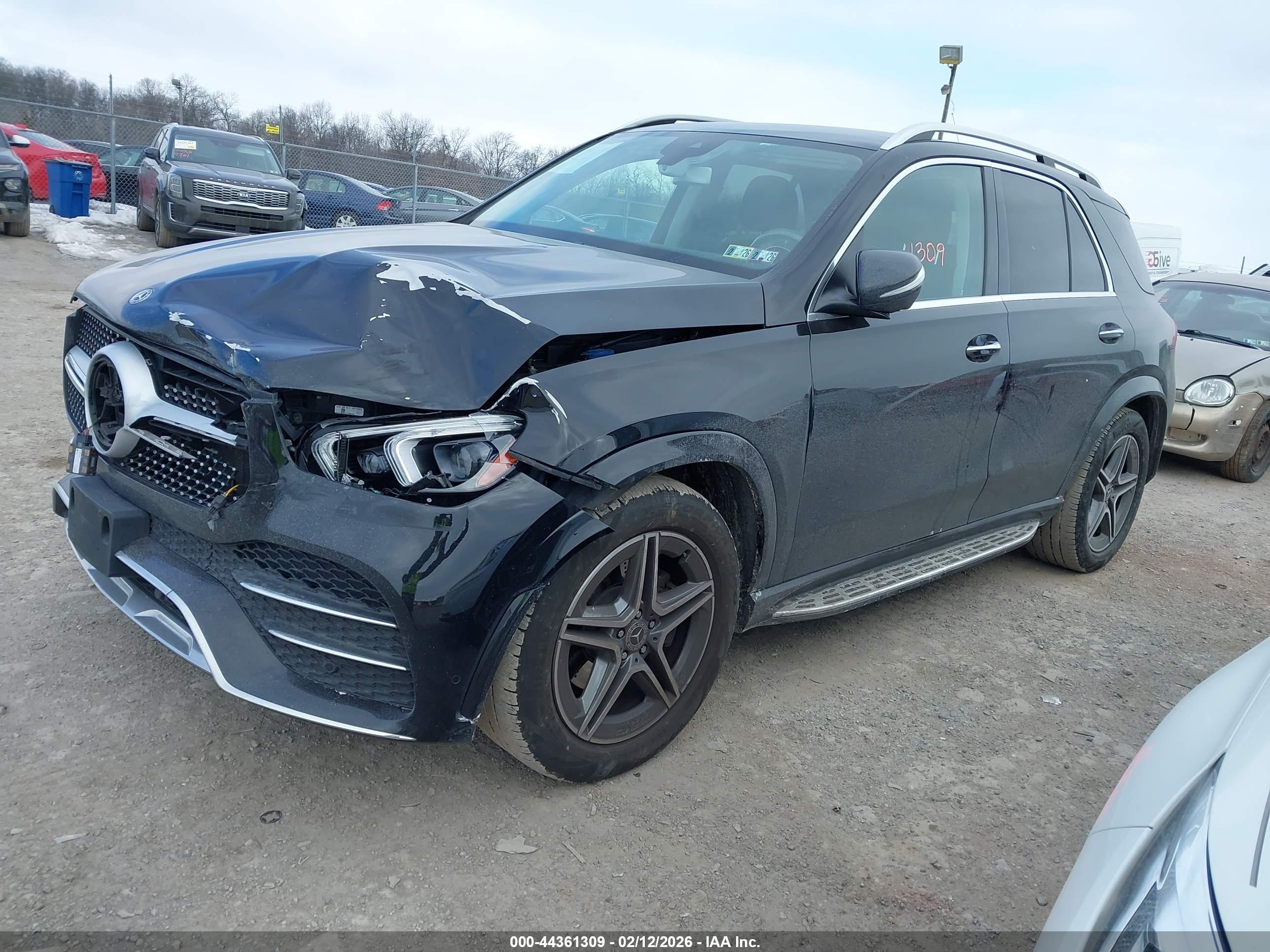 MERCEDES-BENZ GLE image 2