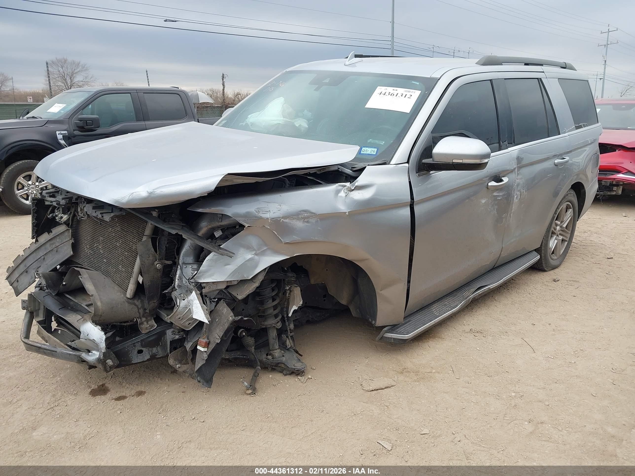 FORD EXPEDITION image 2