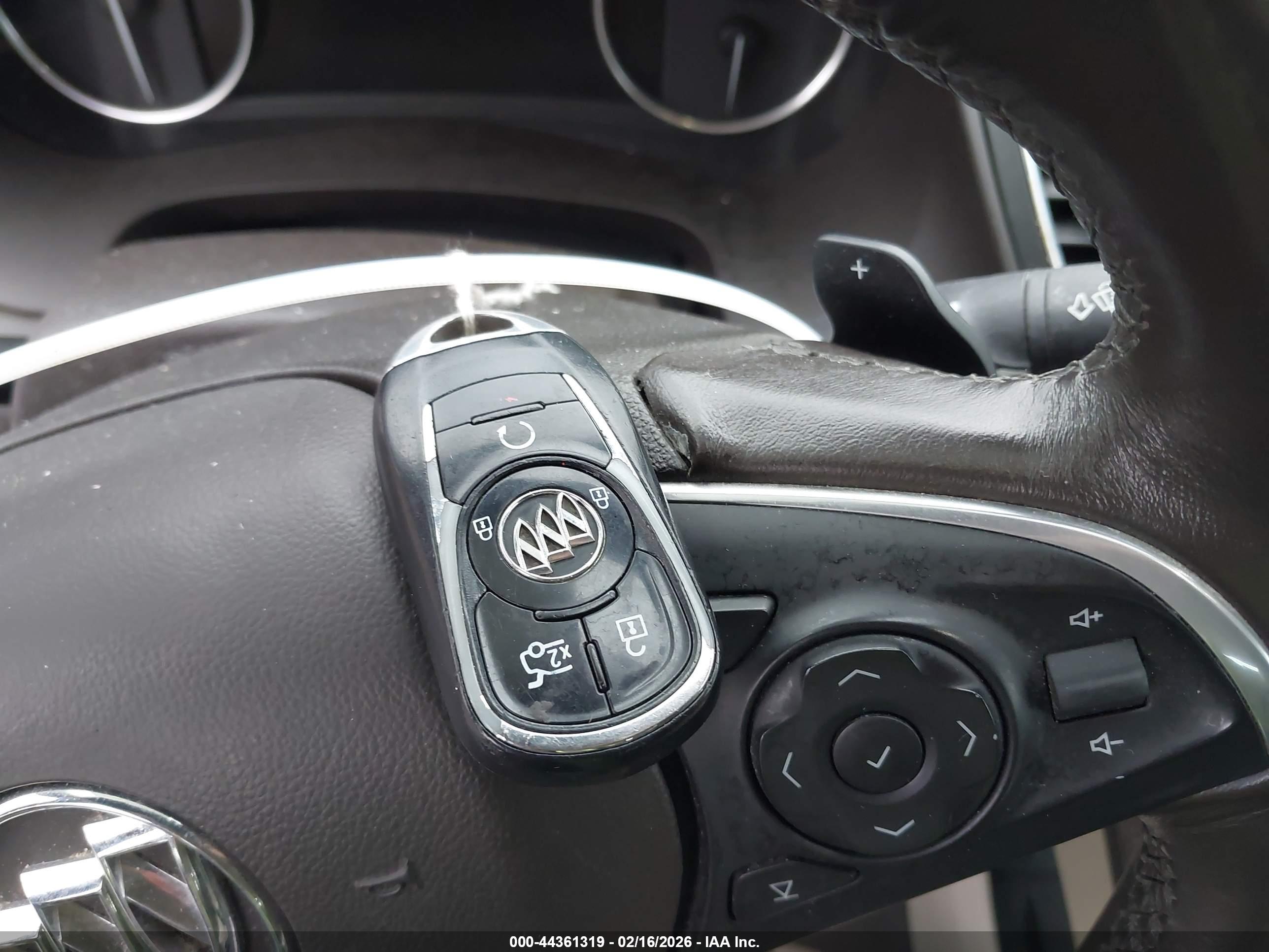 BUICK LACROSSE image 11