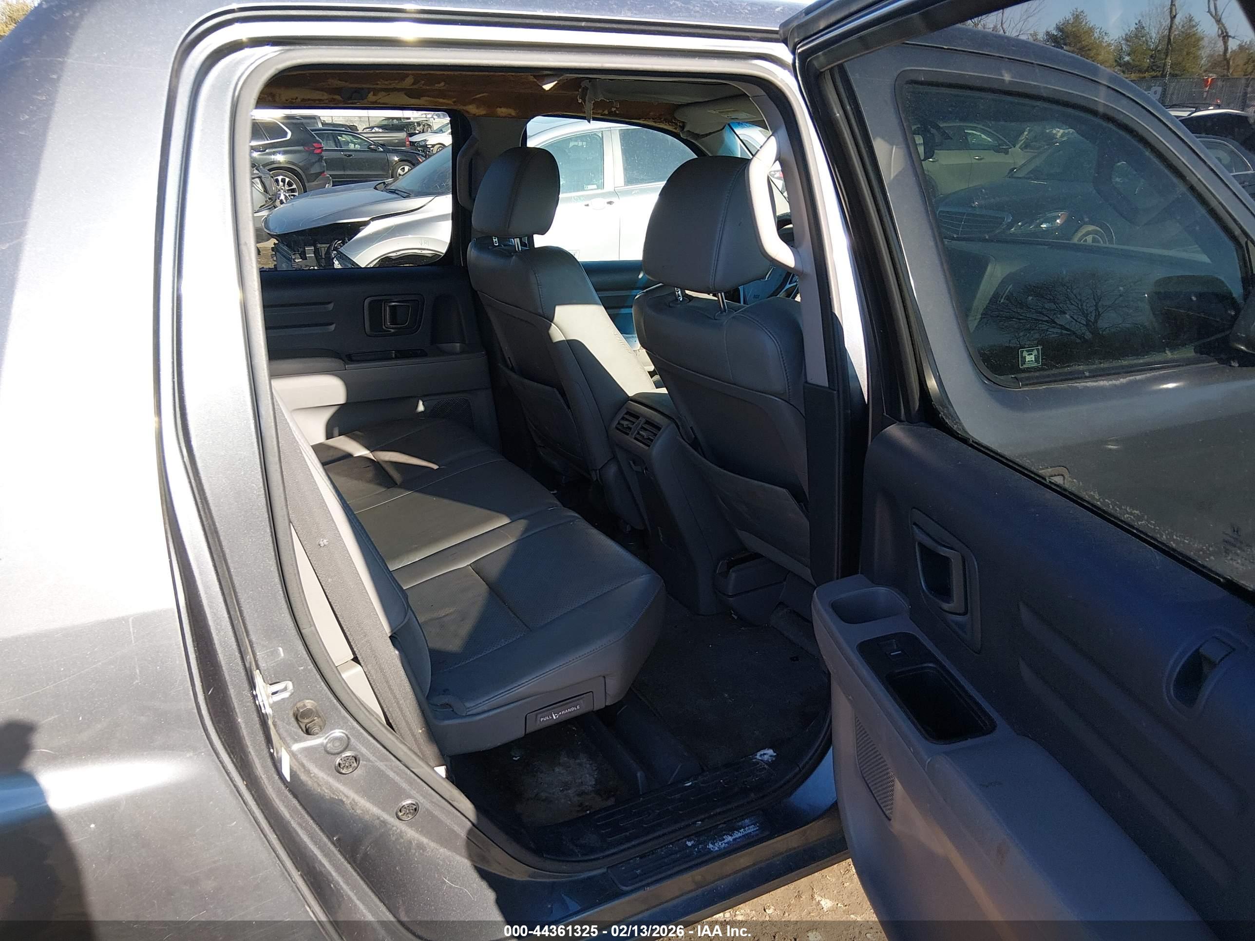 HONDA RIDGELINE image 8