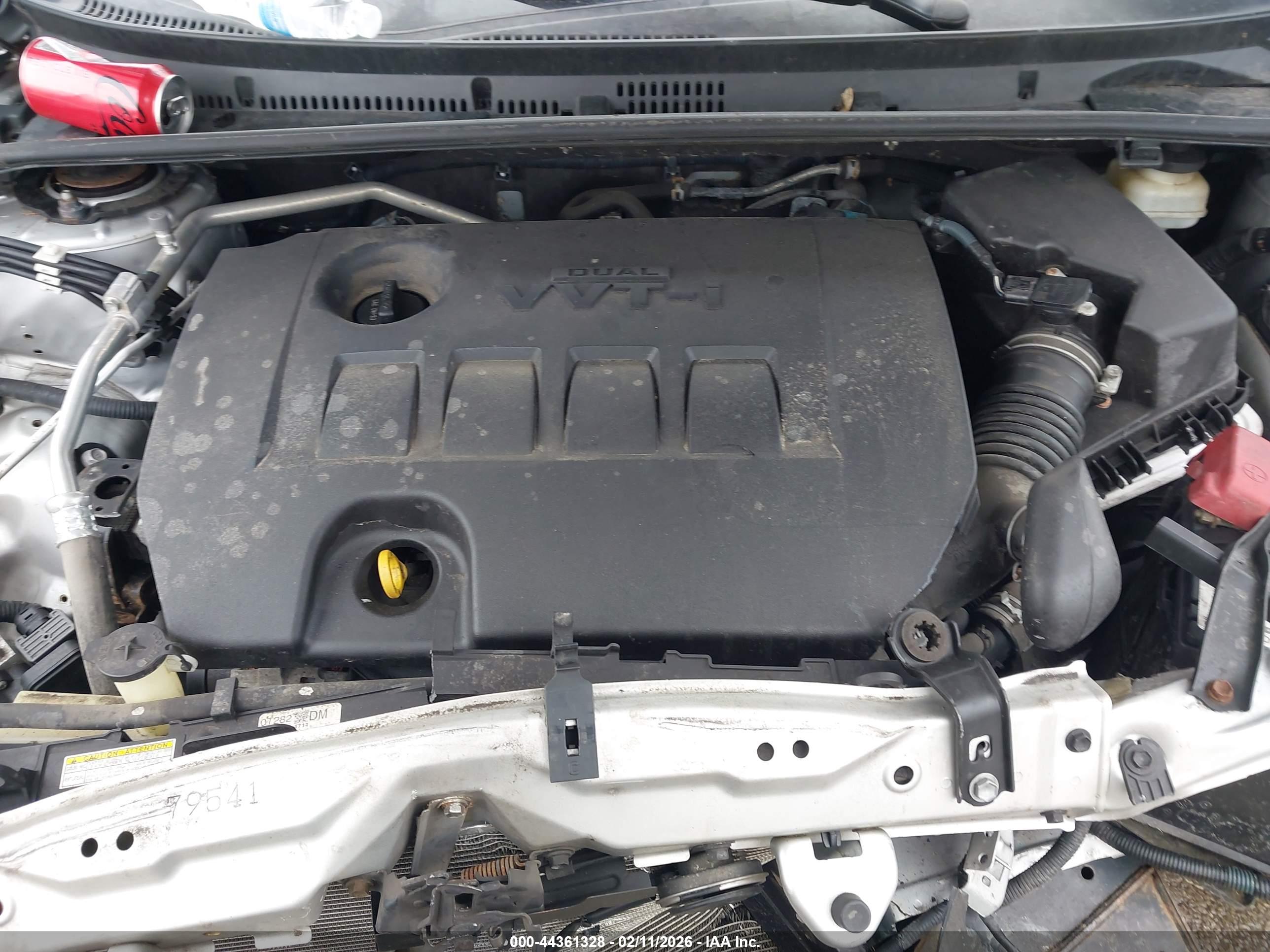 TOYOTA COROLLA image 10