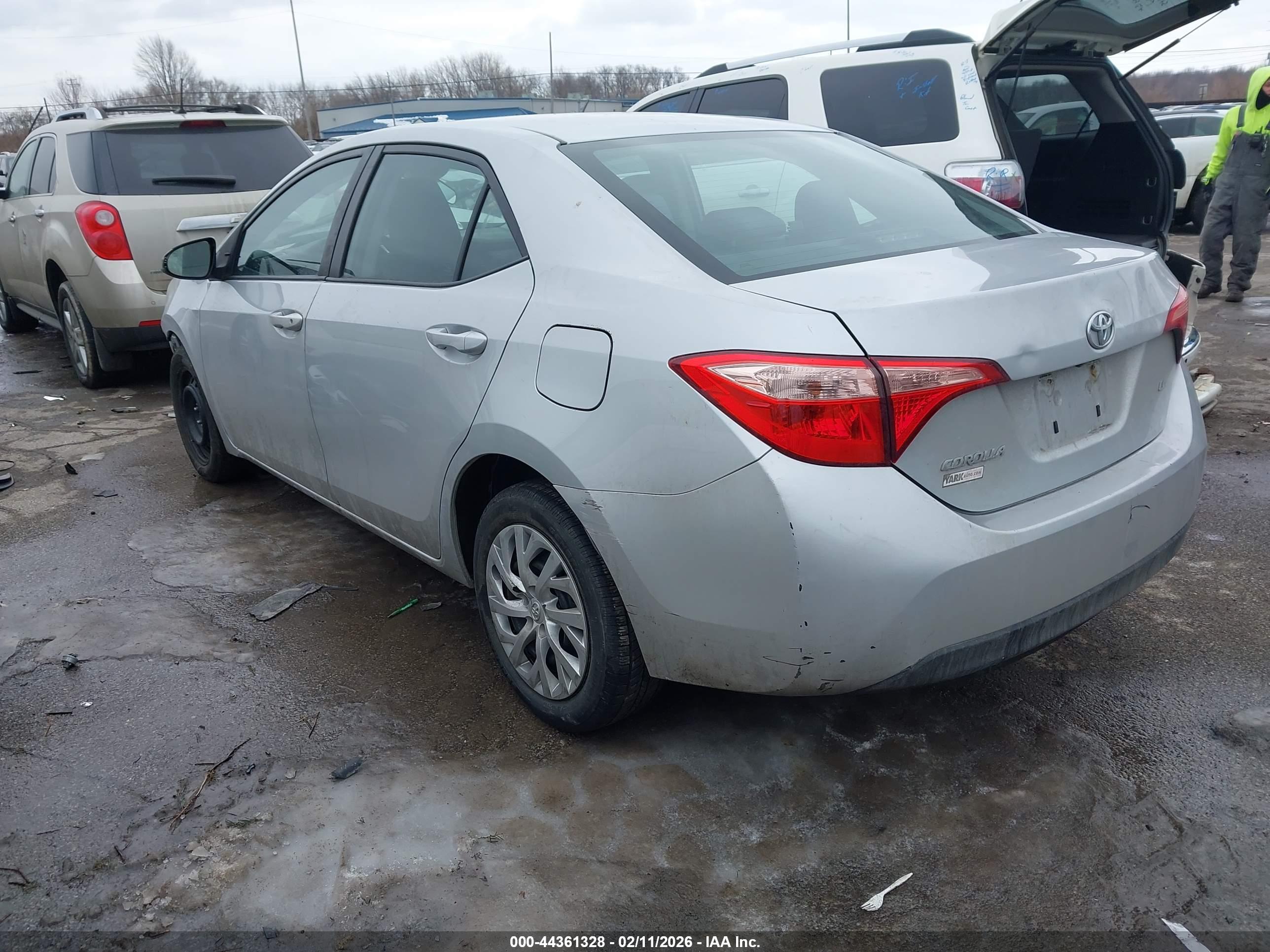 TOYOTA COROLLA image 3
