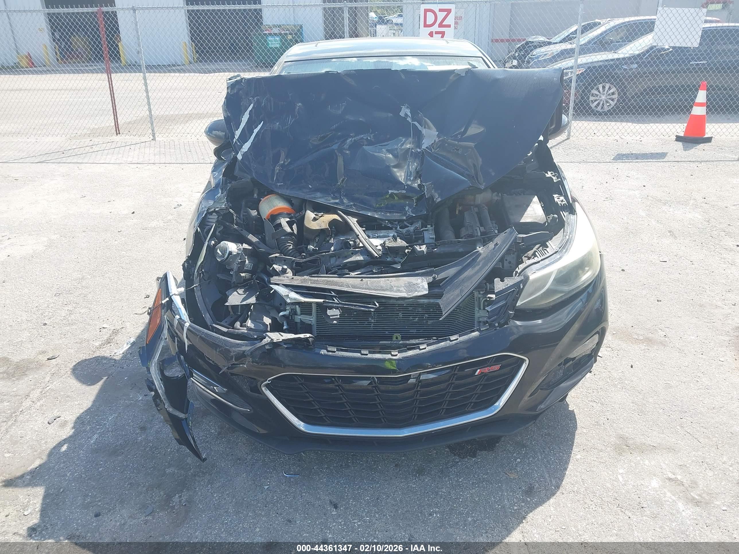 CHEVROLET CRUZE image 6