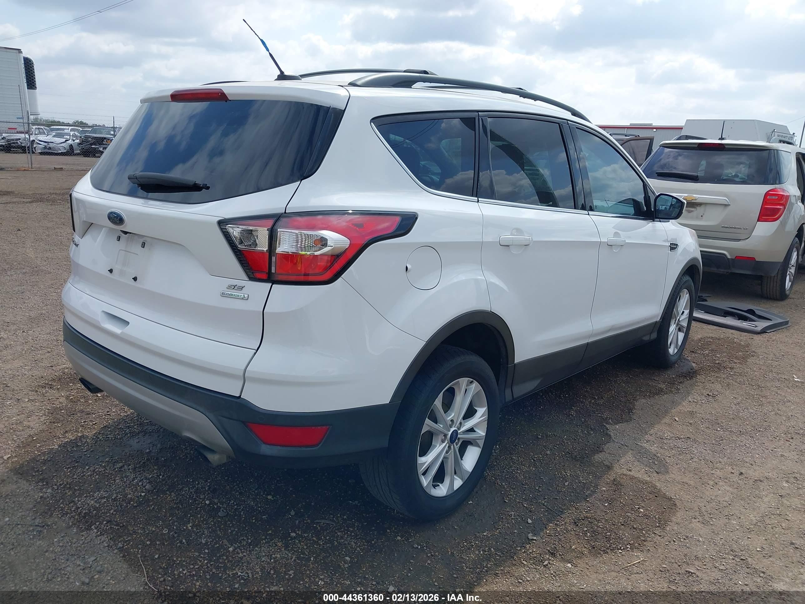 FORD ESCAPE image 4