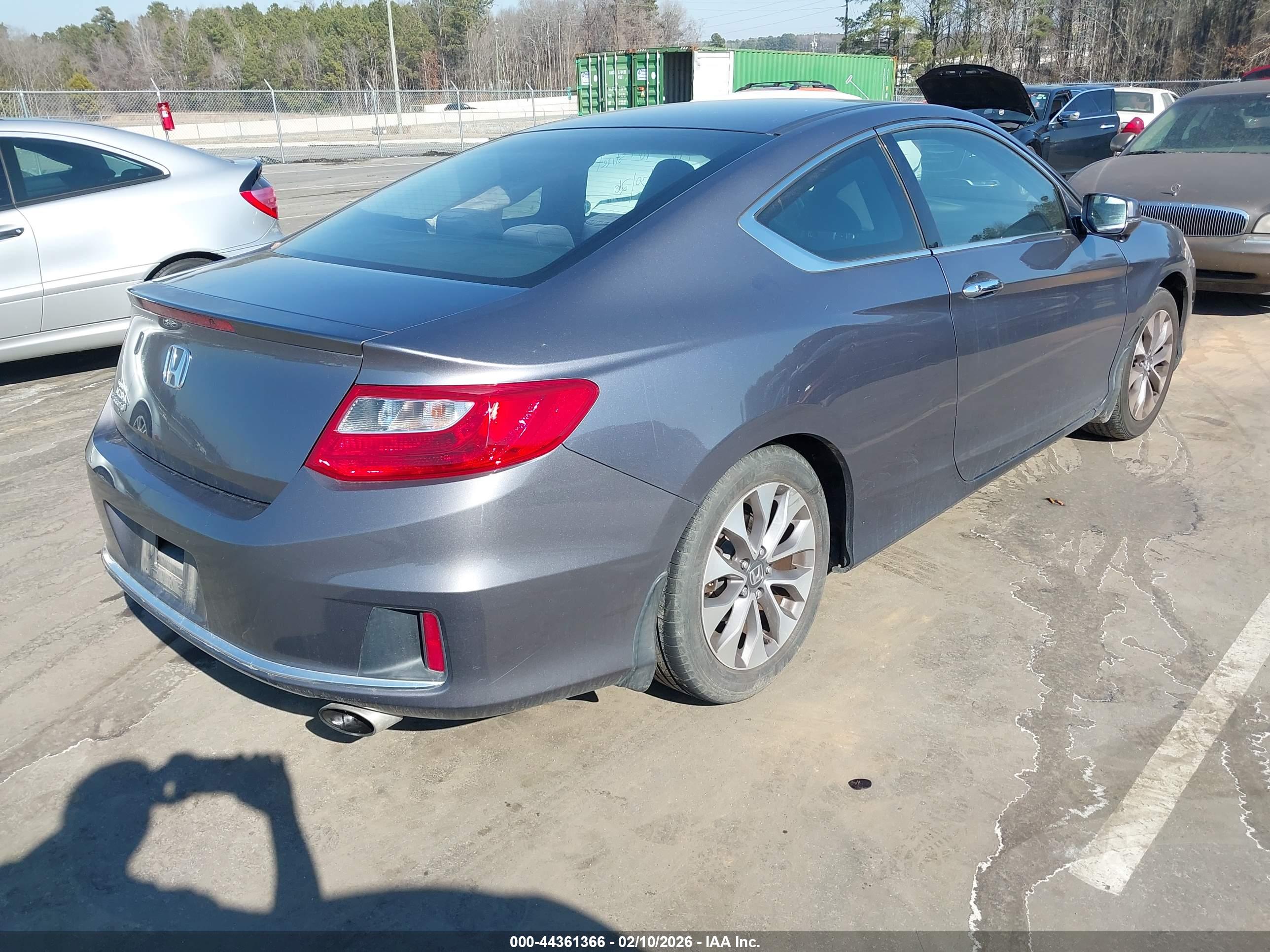 HONDA ACCORD image 4
