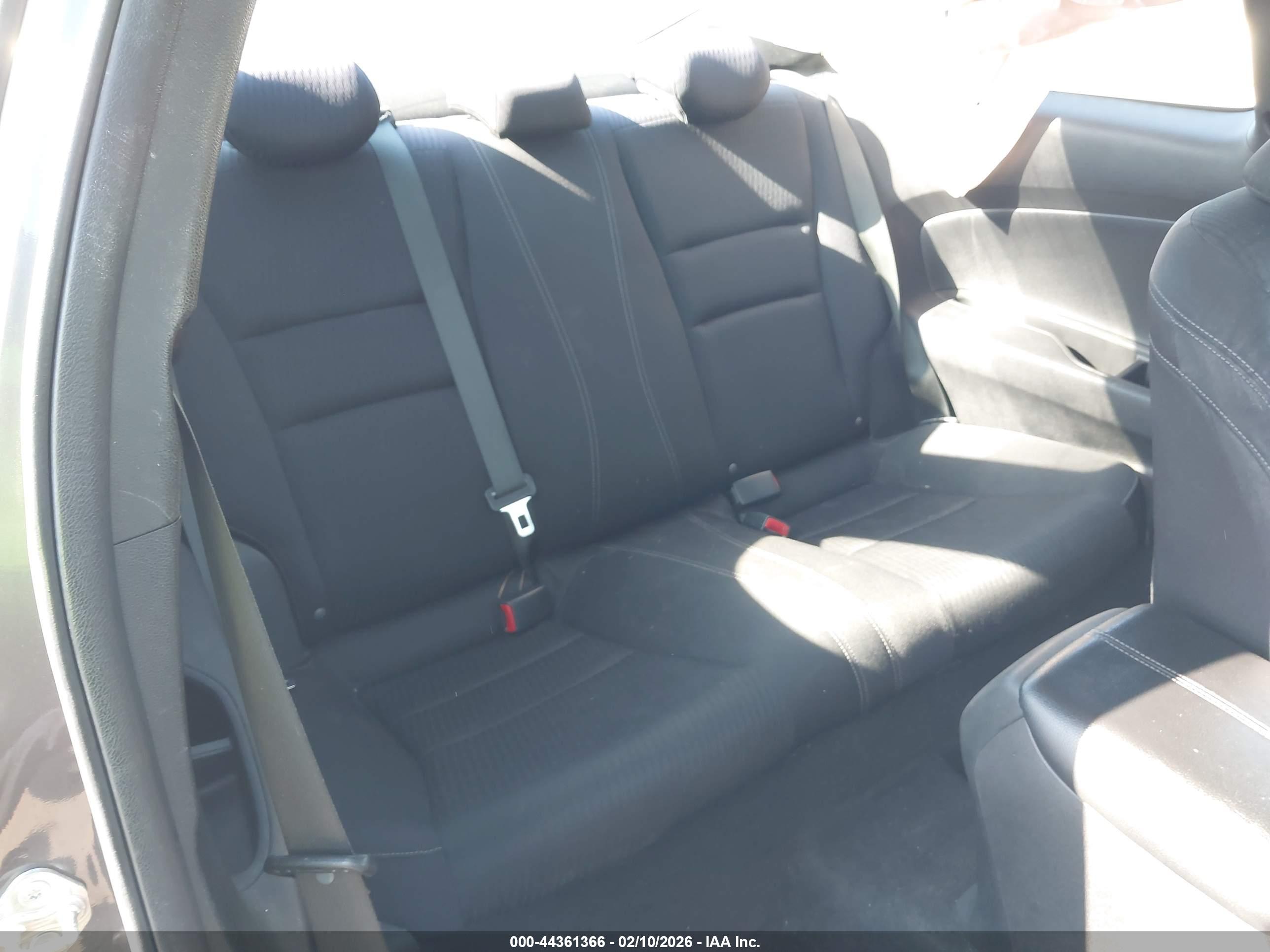 HONDA ACCORD image 8